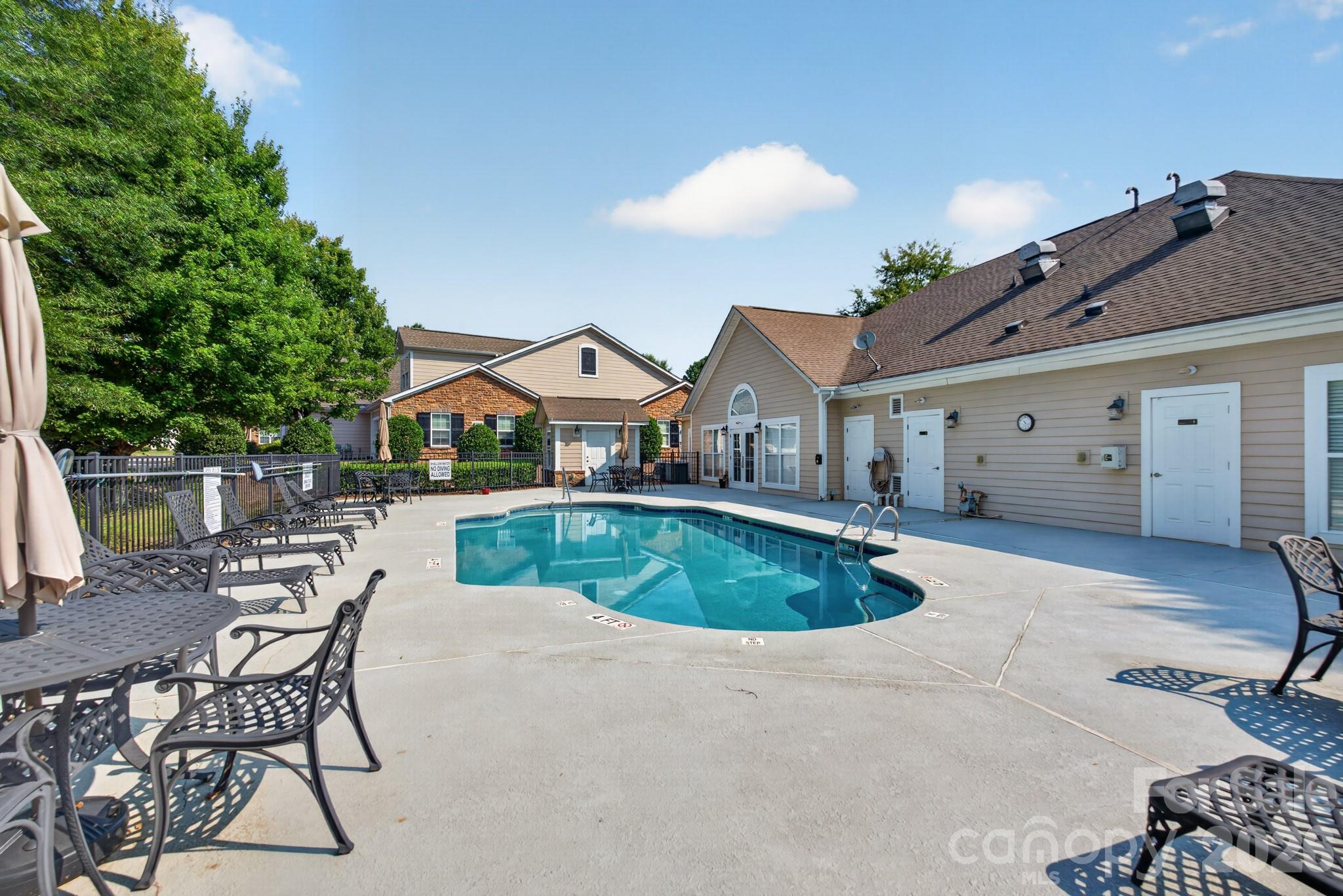 Community Pool - 232 Lone Oak Circle, Rock Hill