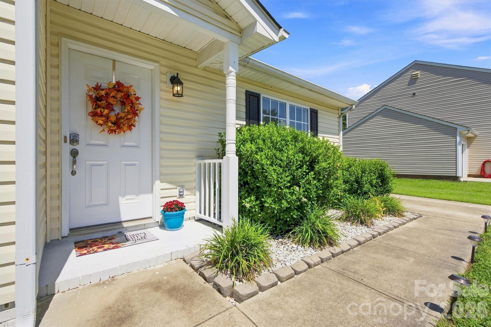 Front Porch - 119 Sweet Martha Drive, Mooresville