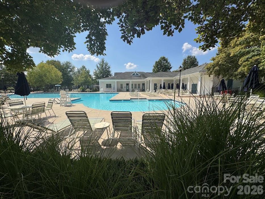Community Pool and clubhouse - 13913 Helen Benson Boulevard, Davidson