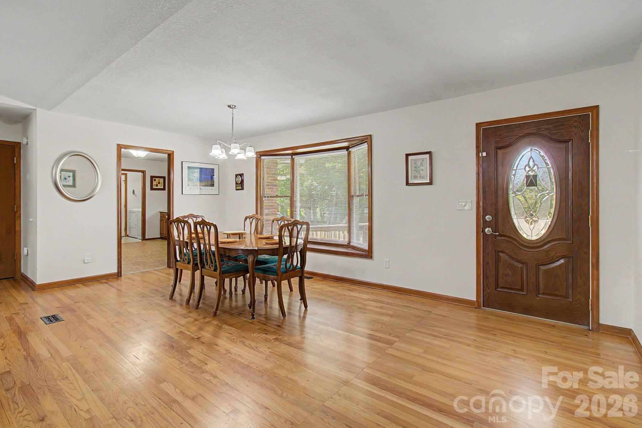 Single Family Residence at 230 Blythewood Drive, Hendersonville, photo 5 of 46
