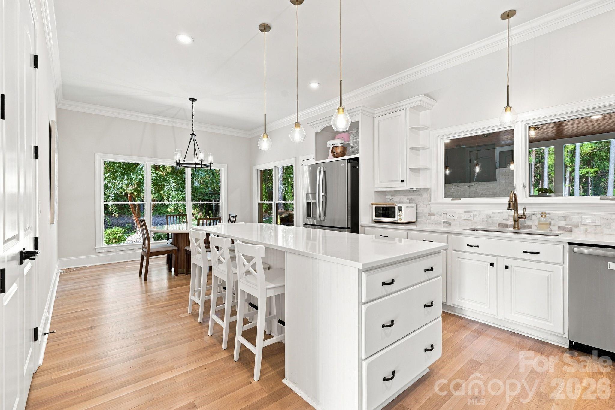 Single Family Residence at 108 Dunn Ross Court, Mooresville, photo 4 of 33