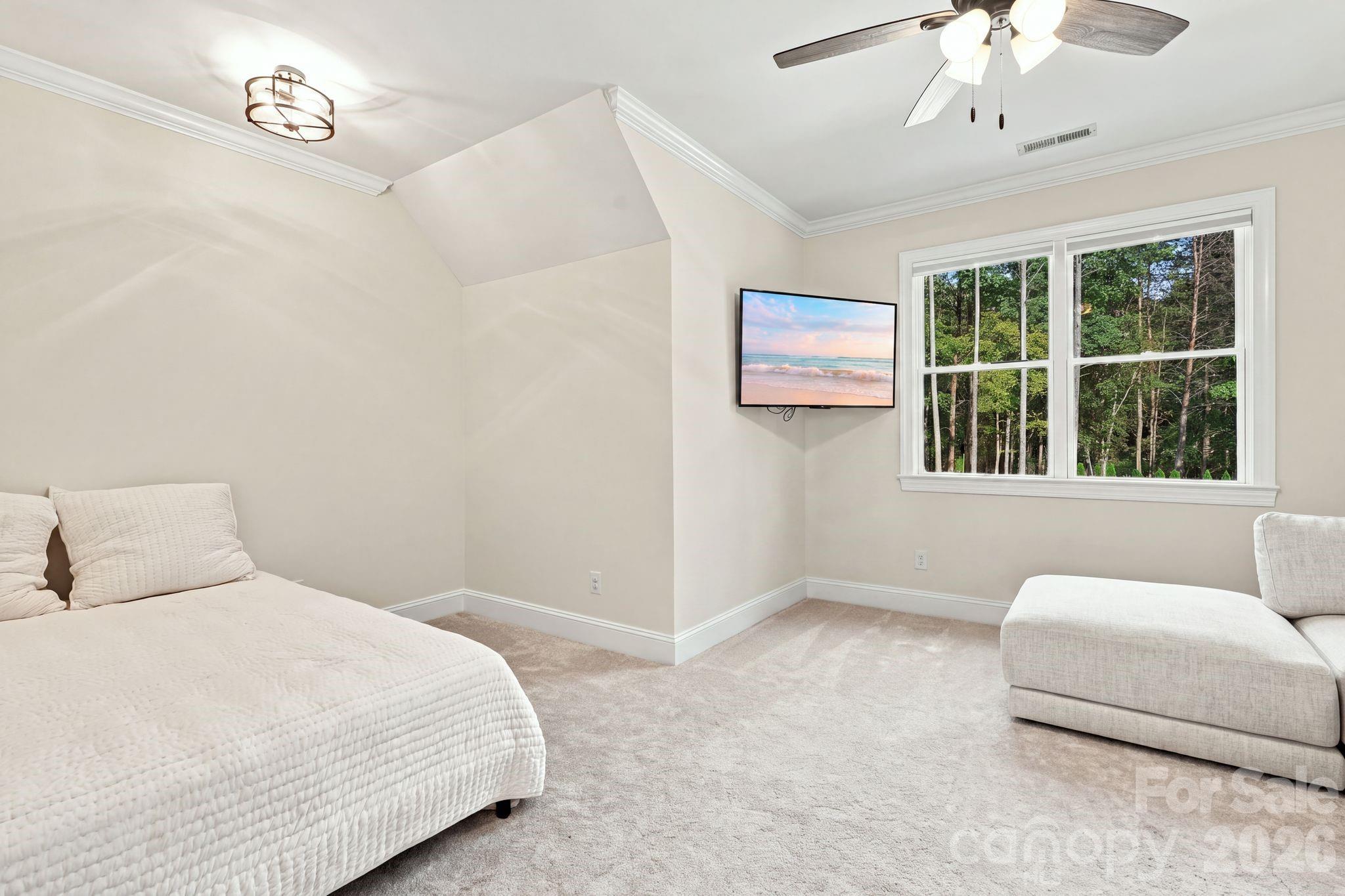 Single Family Residence at 108 Dunn Ross Court, Mooresville, photo 15 of 33