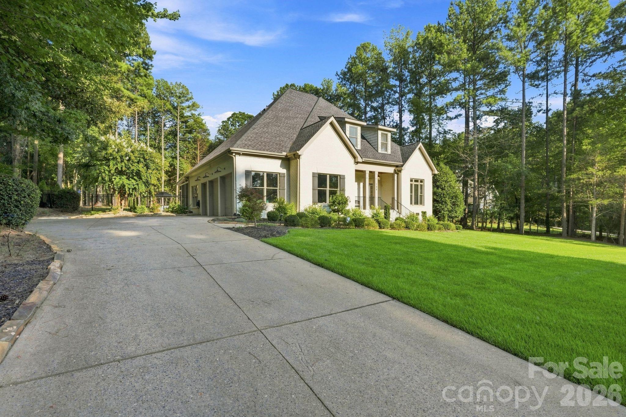 Single Family Residence at 108 Dunn Ross Court, Mooresville, photo 32 of 33