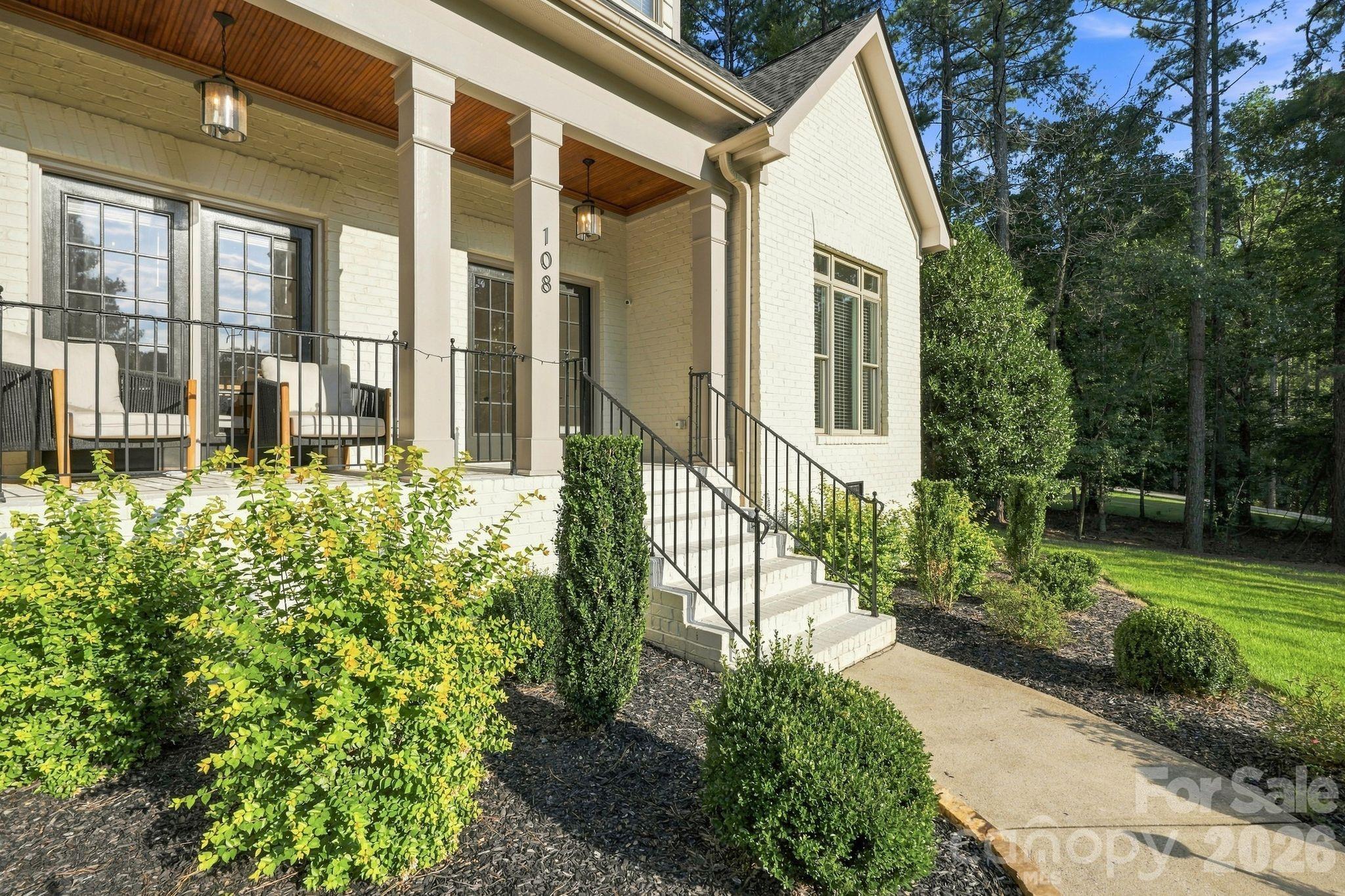 Single Family Residence at 108 Dunn Ross Court, Mooresville, photo 31 of 33