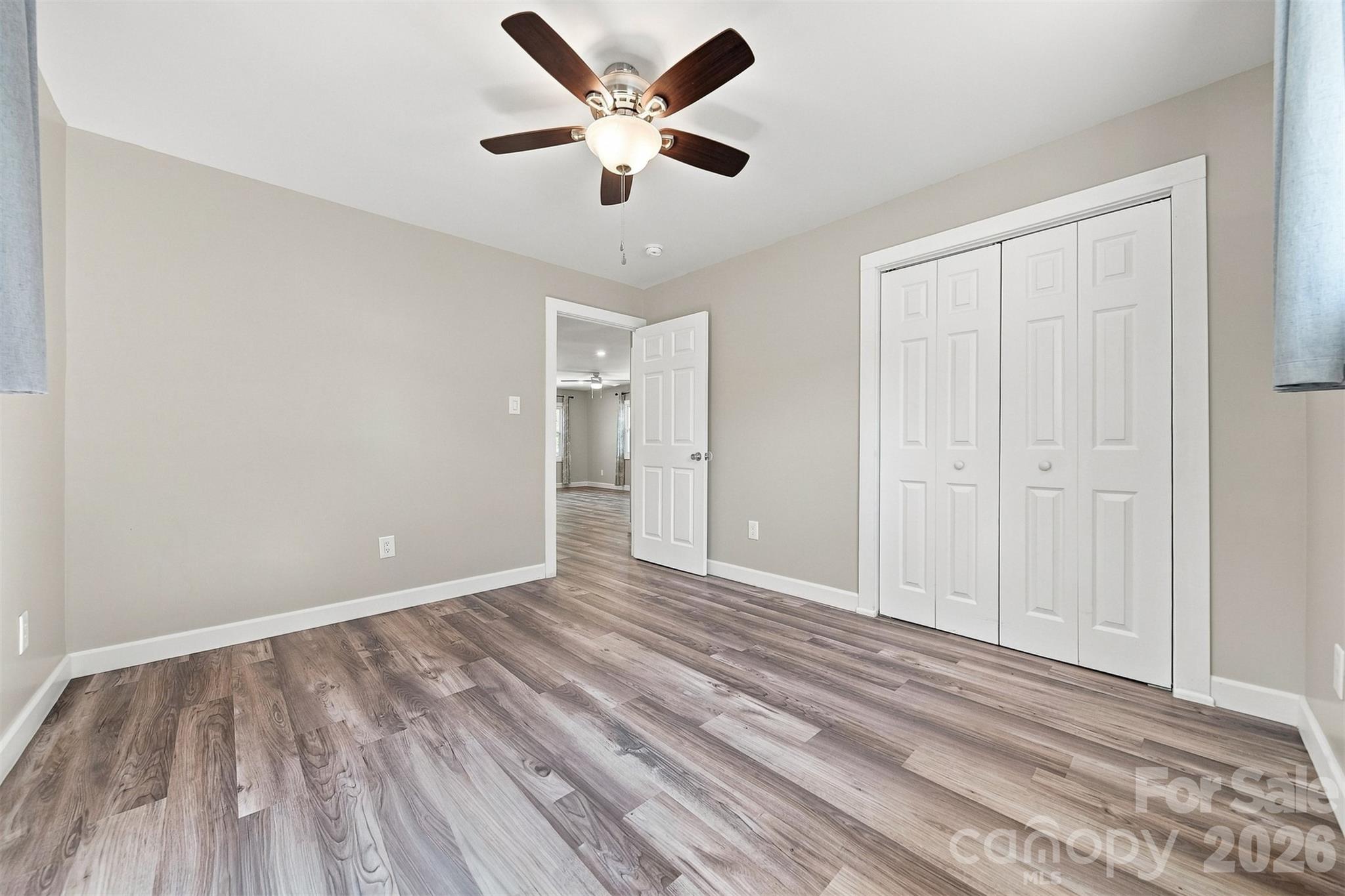 Single Family Residence at 2938 11th Avenue SW, Hickory, photo 21 of 29