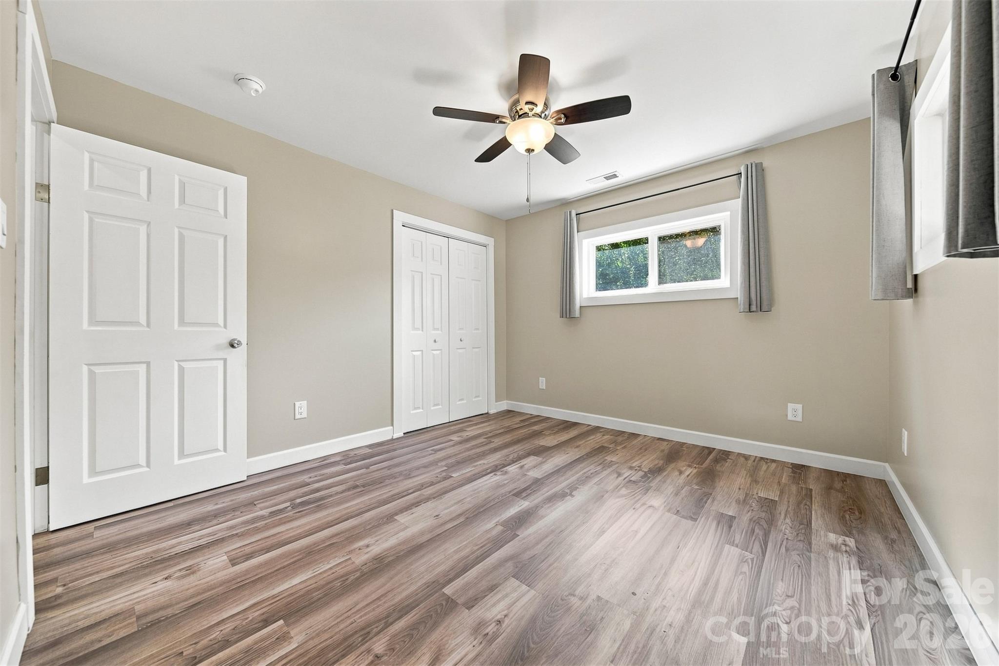 Single Family Residence at 2938 11th Avenue SW, Hickory, photo 22 of 29