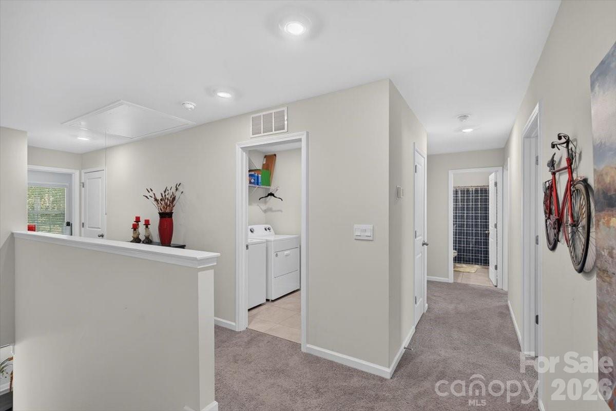 Single Family Residence at 166 Aviendha Lane, Troutman, photo 20 of 47