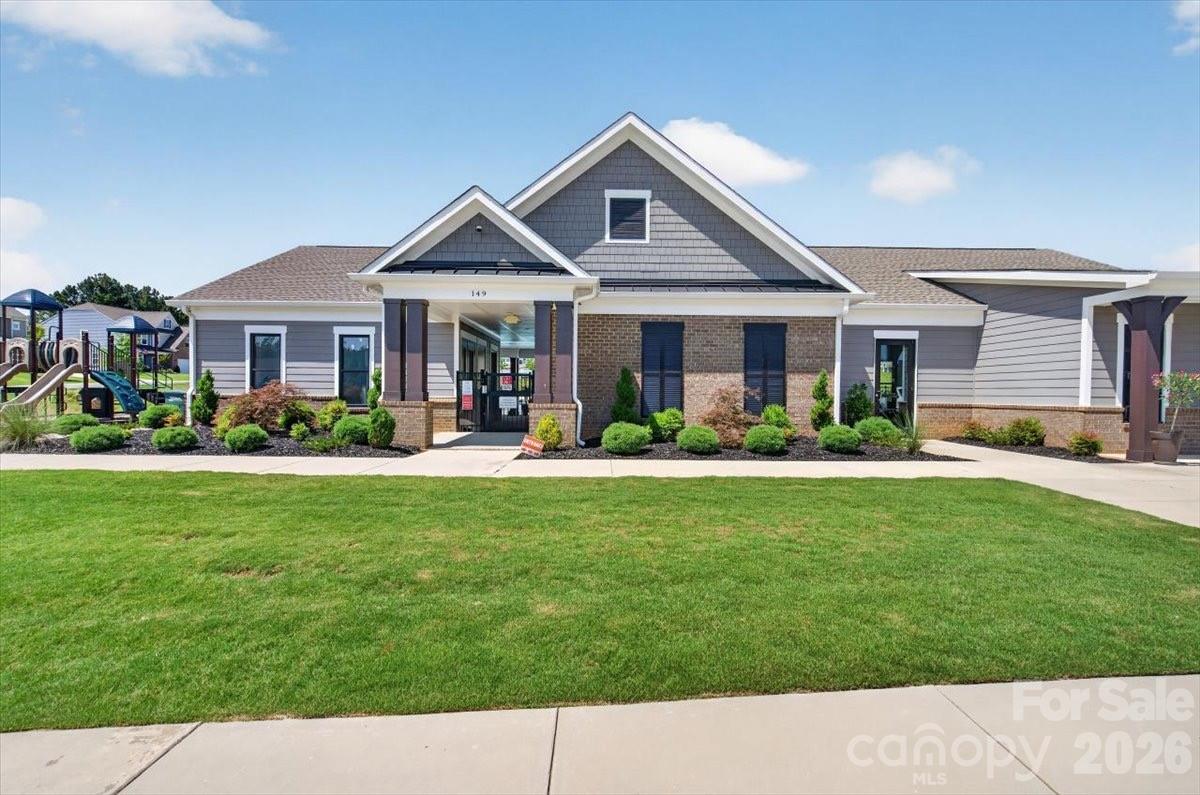 Single Family Residence at 166 Aviendha Lane, Troutman, photo 38 of 47