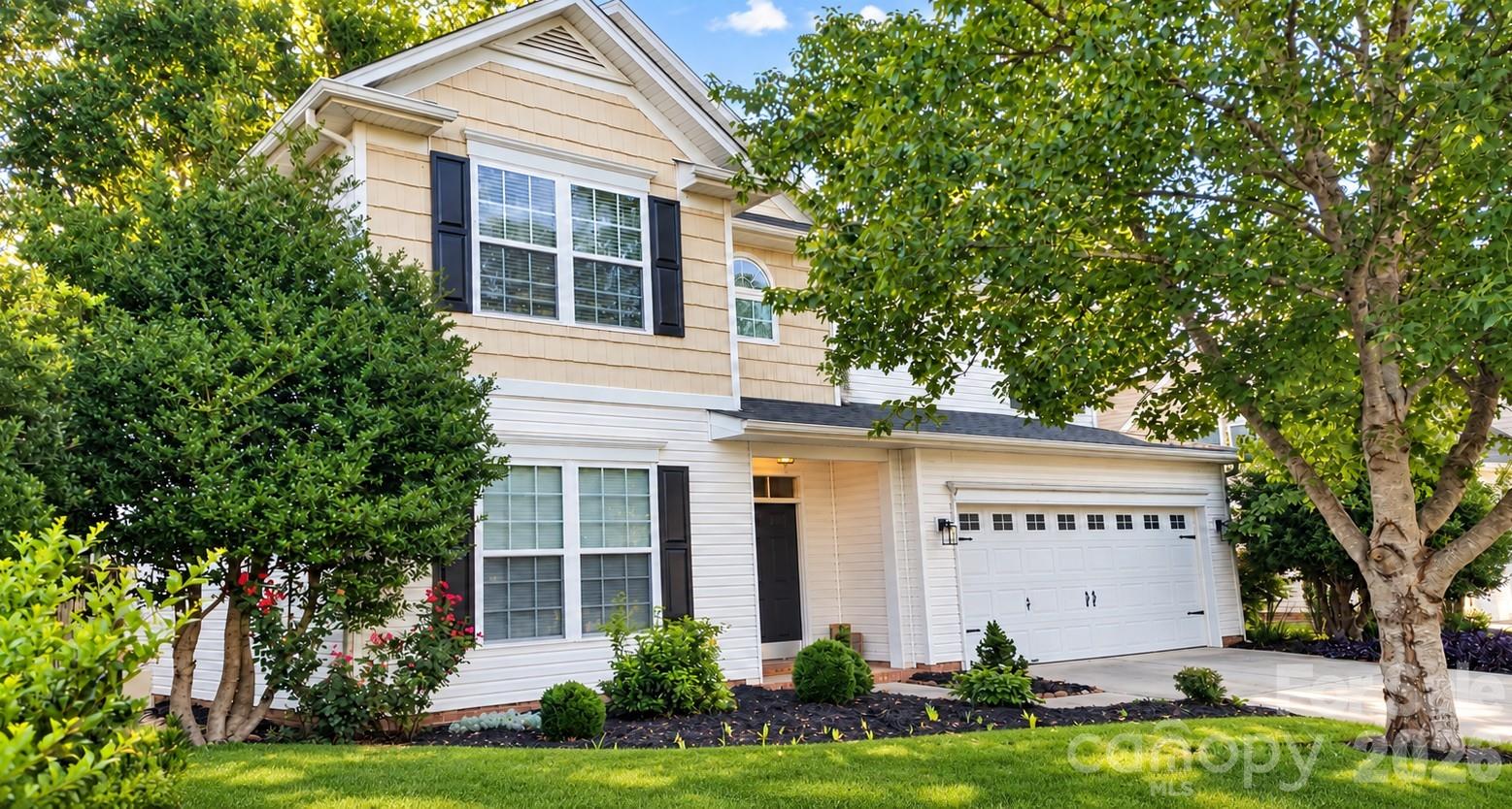 Single Family Residence at 15011 Bridle Trace Lane, Pineville, photo 7 of 41