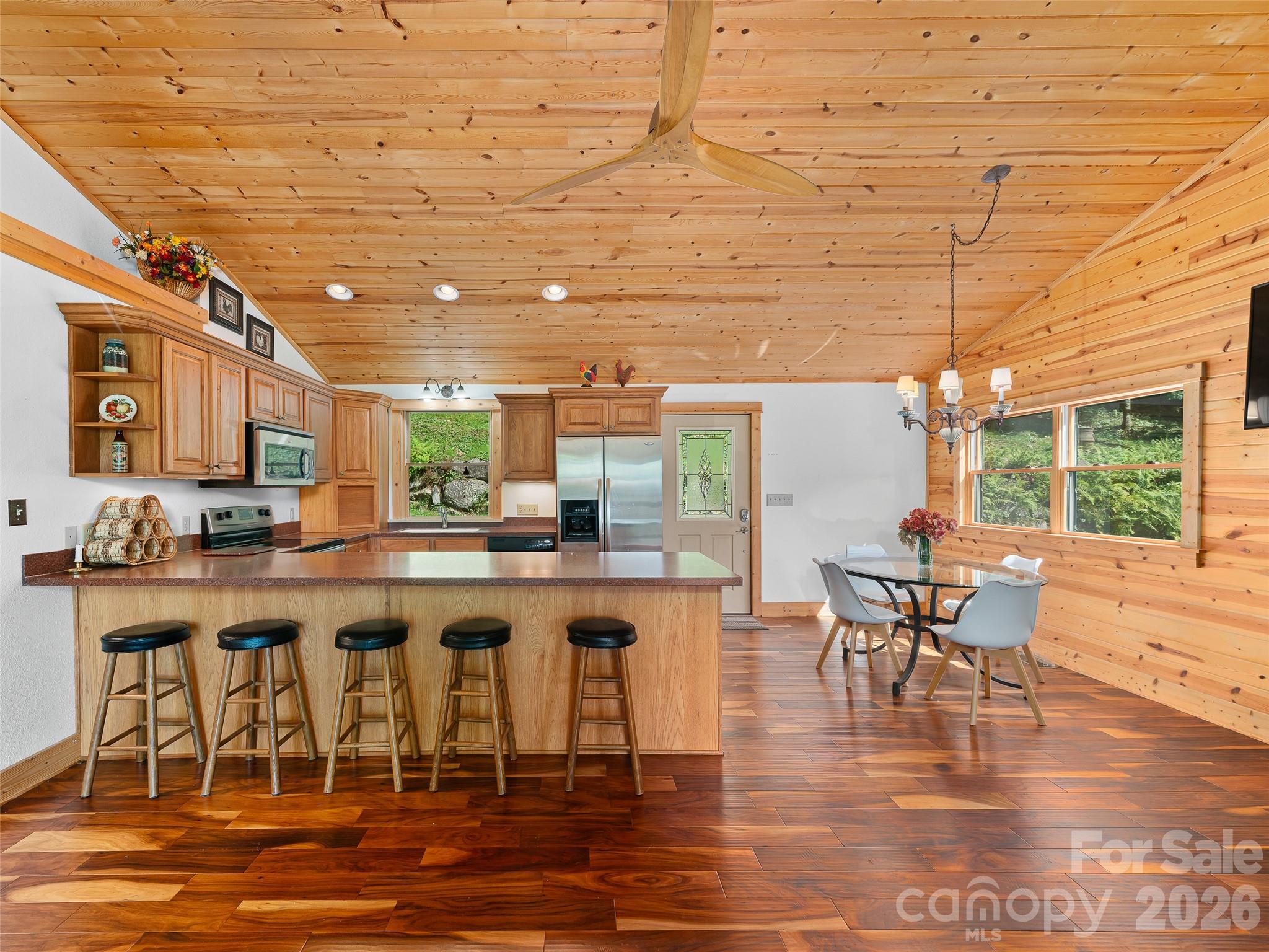 Single Family Residence at 73 Oak Ridge Court, Mars Hill, photo 7 of 44