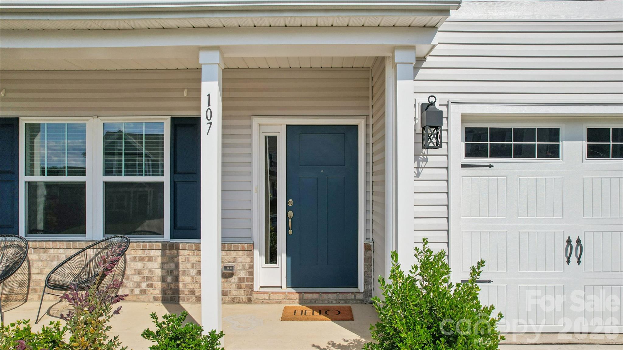 Single Family Residence at 107 Mooring Drive, Statesville, photo 2 of 21