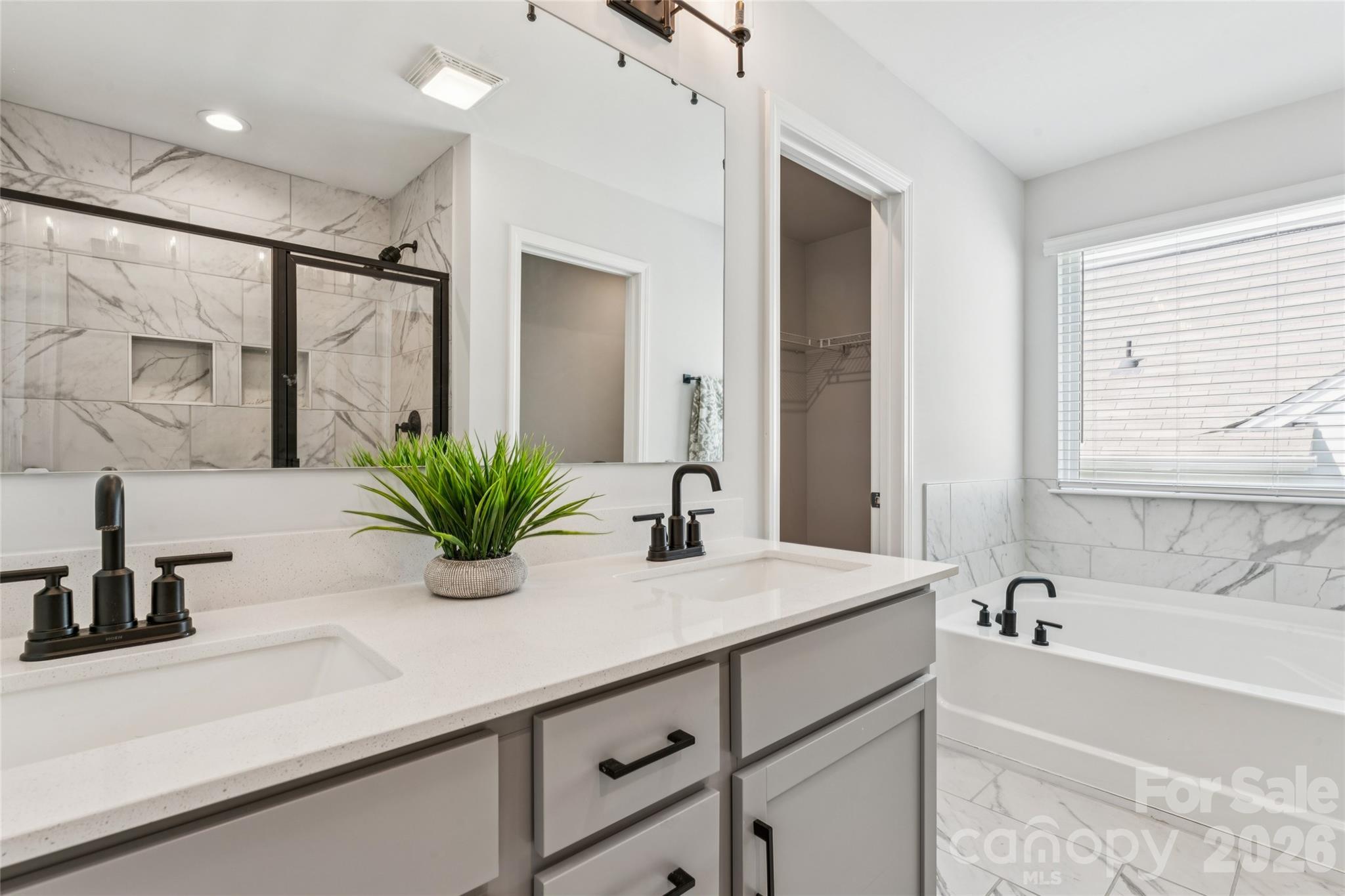 Single Family Residence at 107 Mooring Drive, Statesville, photo 17 of 21