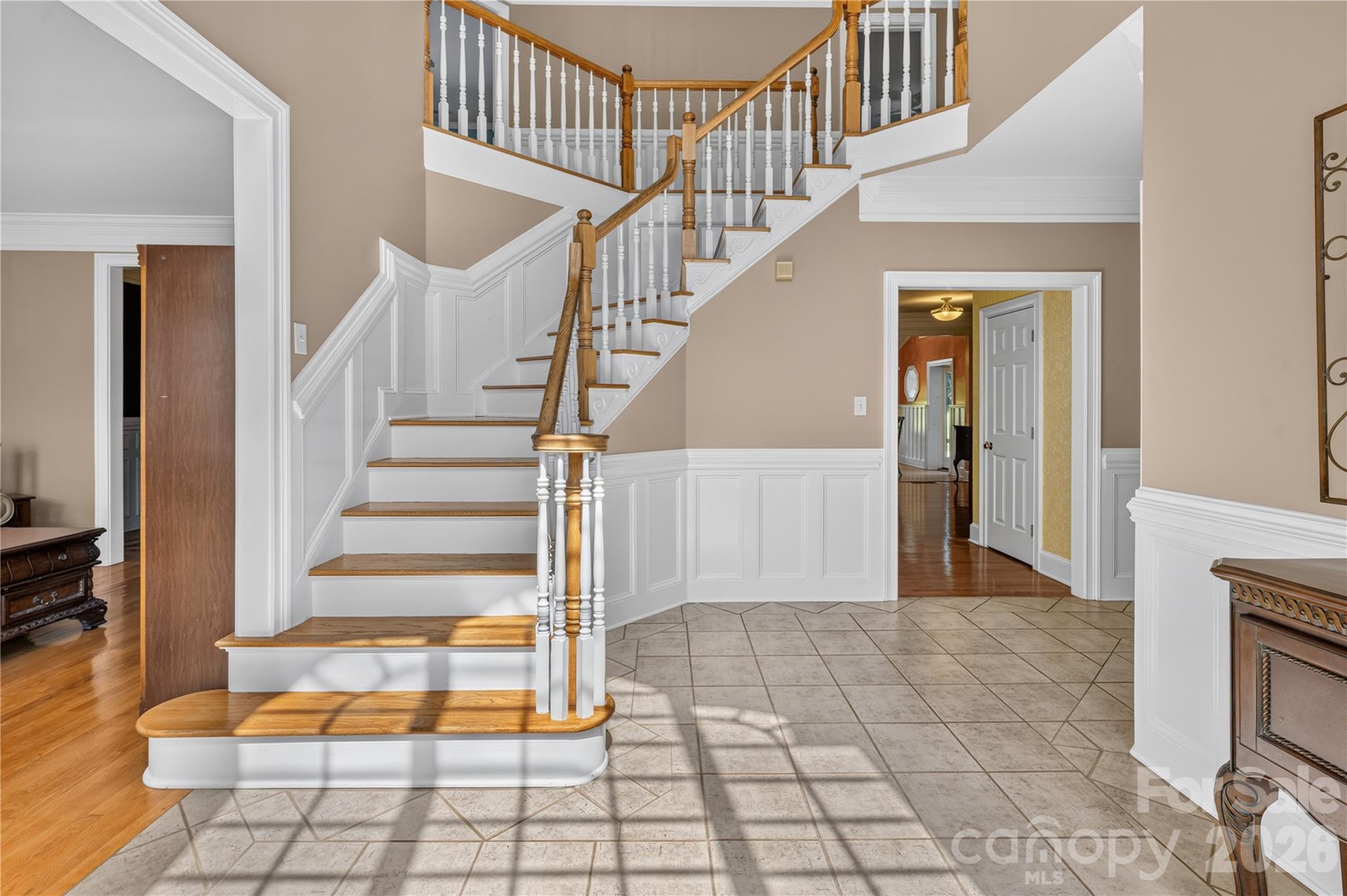 6041 Bluebird Hill Lane