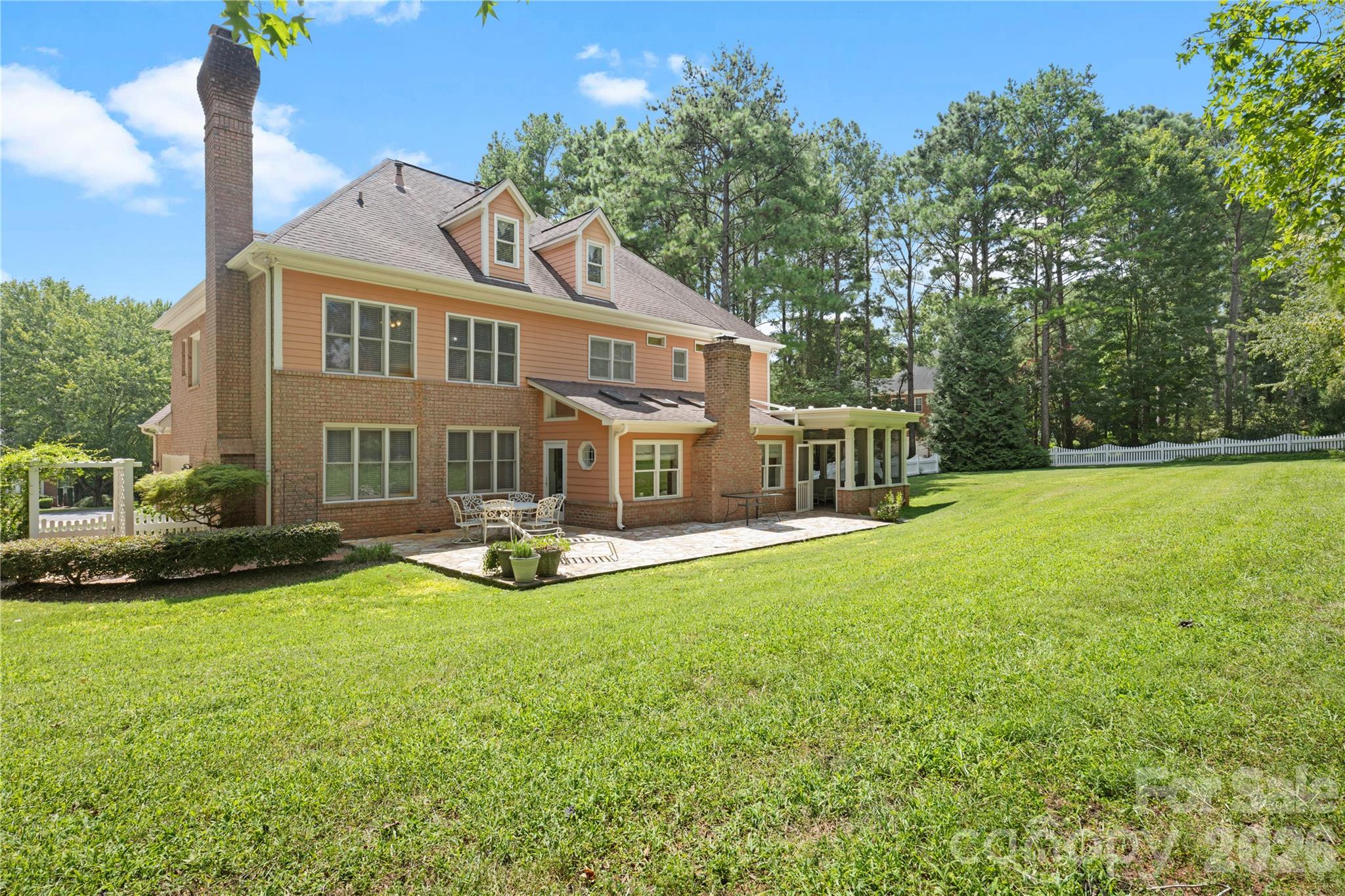Single Family Residence at 6041 Bluebird Hill Lane, Matthews, photo 14 of 24