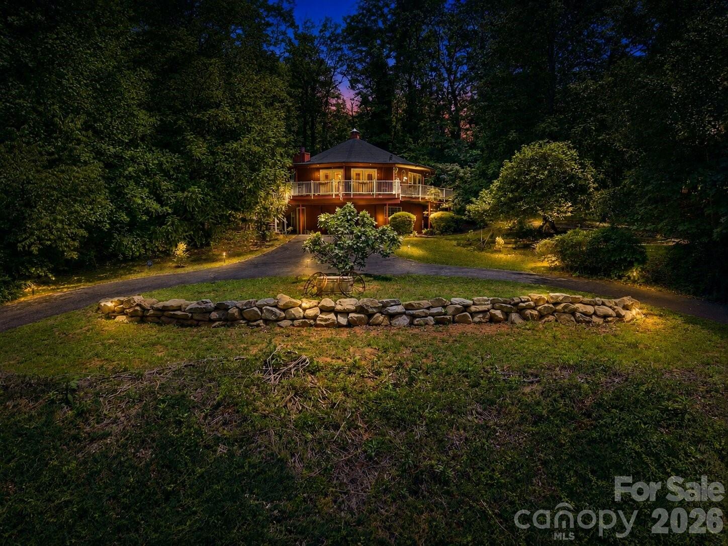 Single Family Residence at 1332 Fairway Drive, Newton, photo 2 of 38