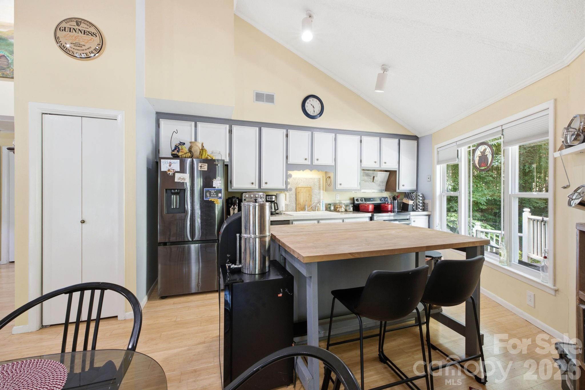 Single Family Residence at 1332 Fairway Drive, Newton, photo 11 of 38