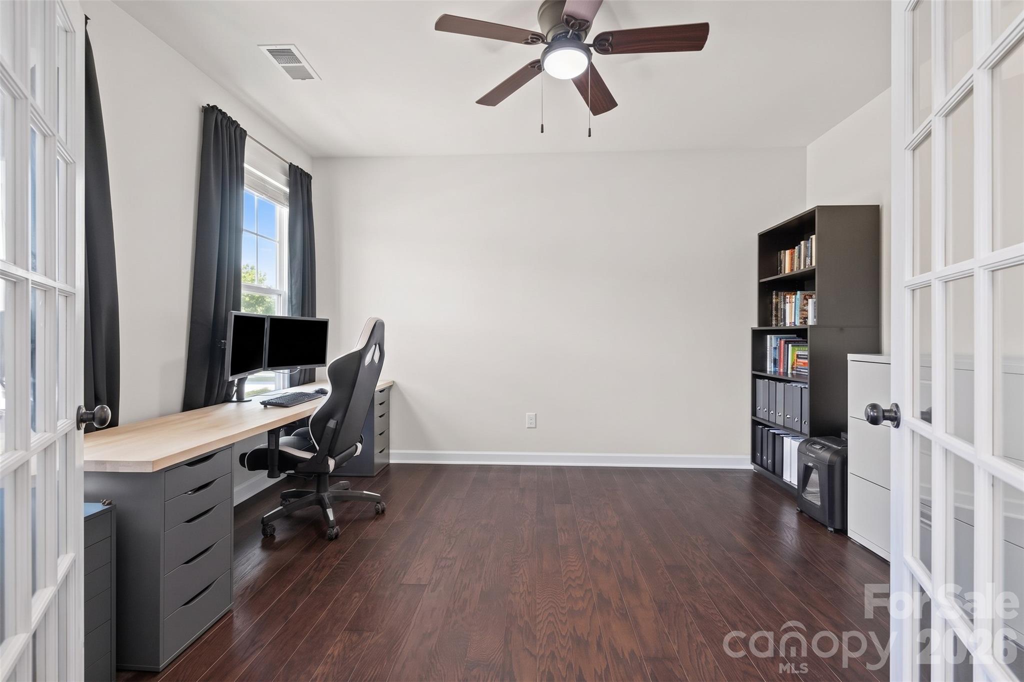 Single Family Residence at 640 Maple Hill Drive, Fort Mill, photo 6 of 40
