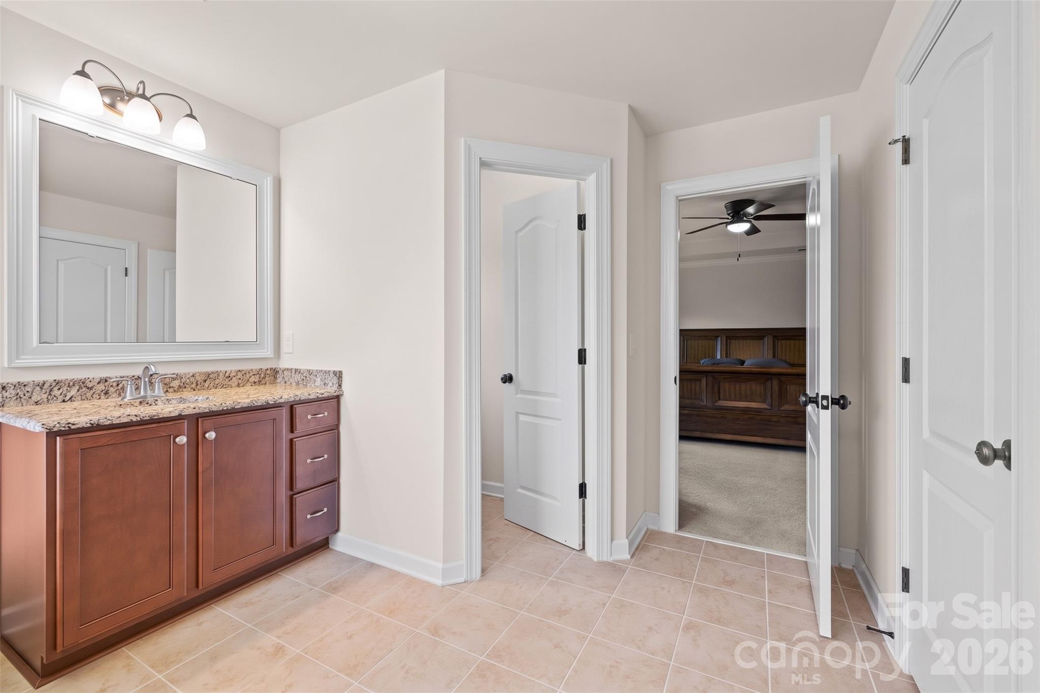 Single Family Residence at 640 Maple Hill Drive, Fort Mill, photo 24 of 40