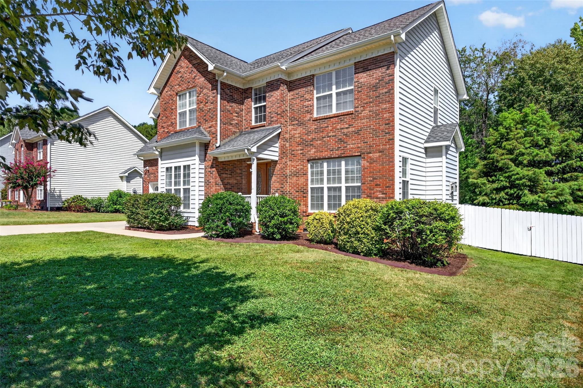 Single Family Residence at 4700 Lenden Hall Court, Gastonia, photo 4 of 48