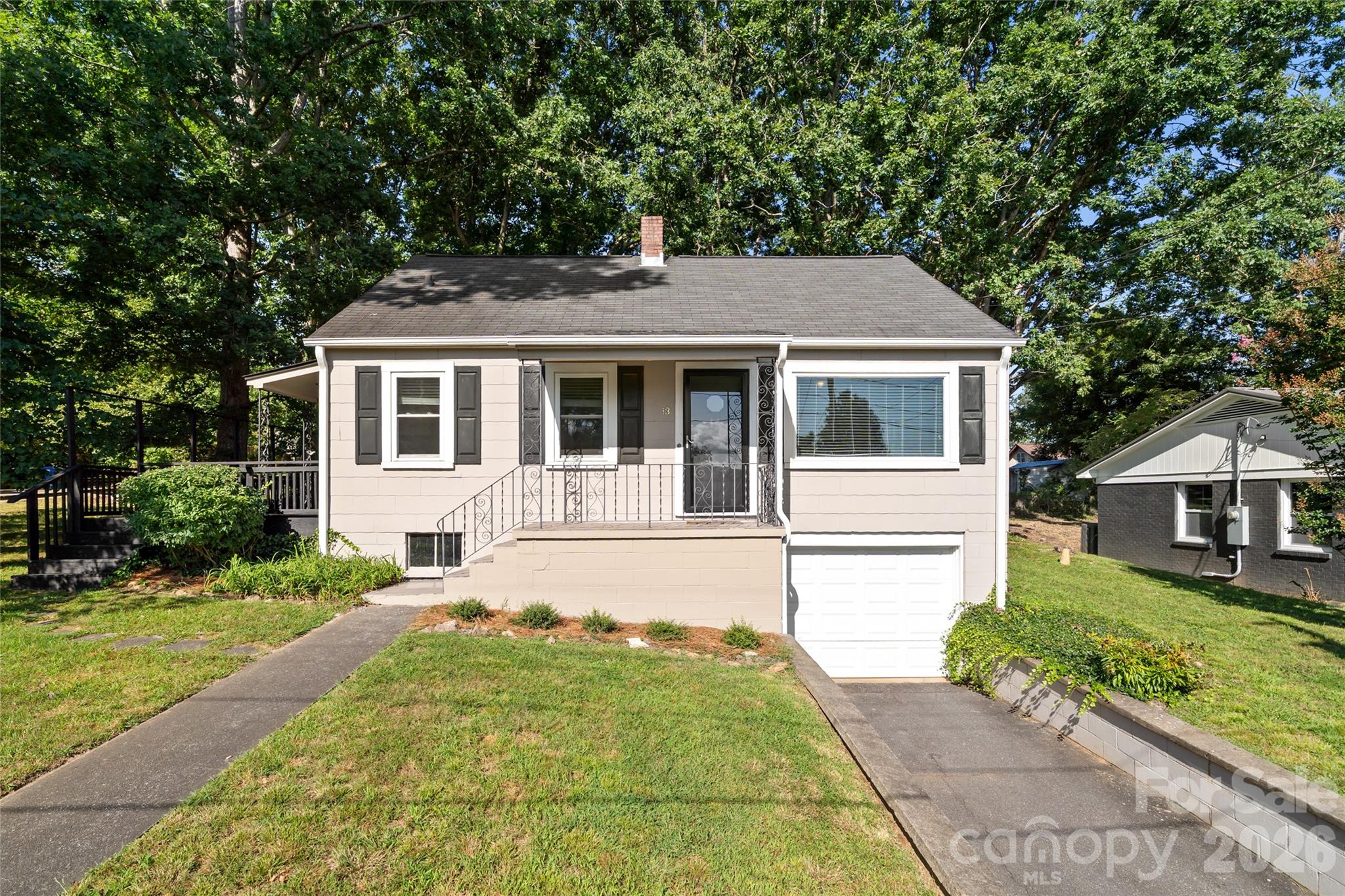 Single Family Residence at 13 Browndale Road, Asheville, photo 20 of 29