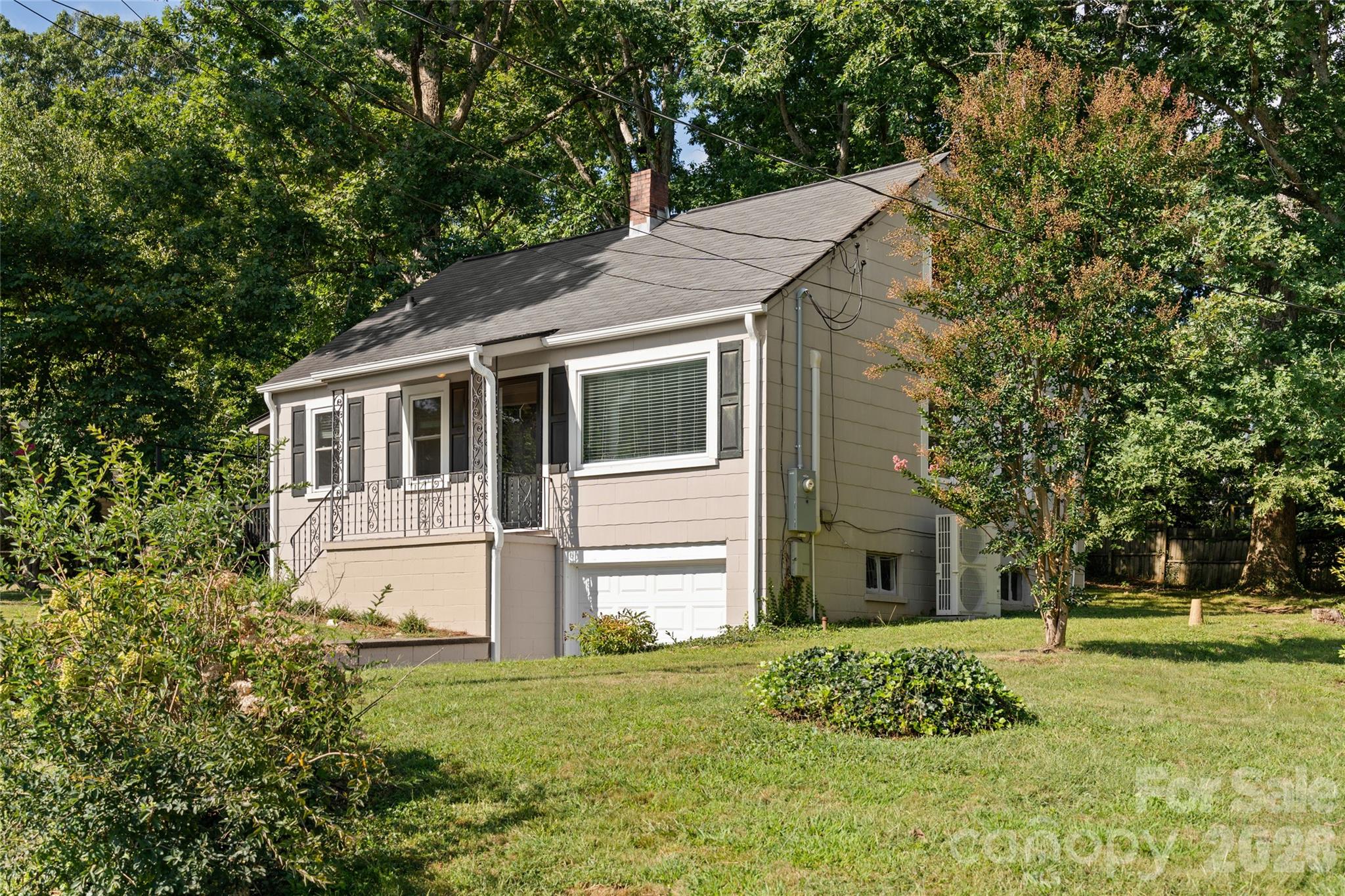 Single Family Residence at 13 Browndale Road, Asheville, photo 26 of 29