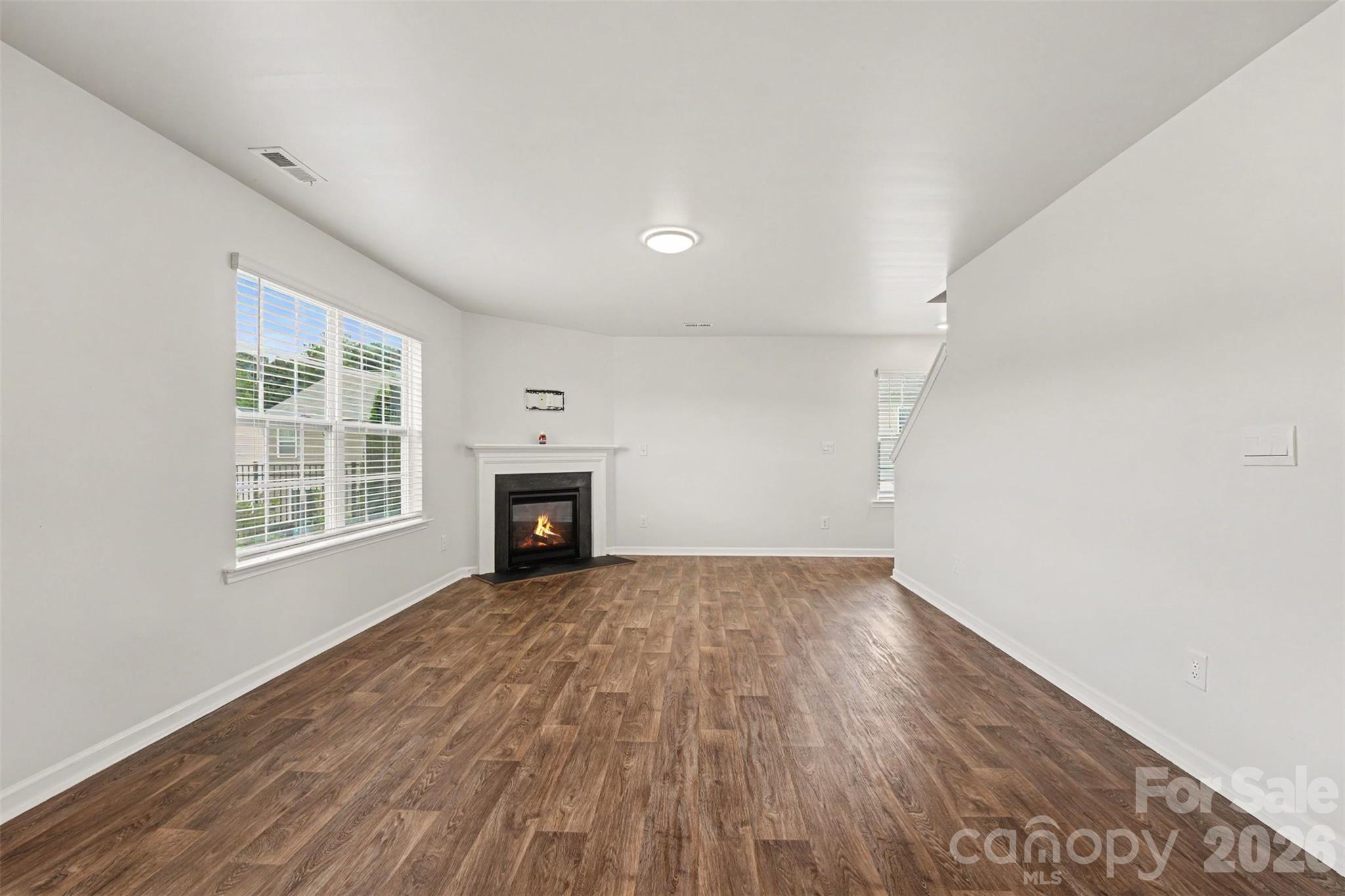 Single Family Residence at 404 Berrybeth Circle, China Grove, photo 10 of 26