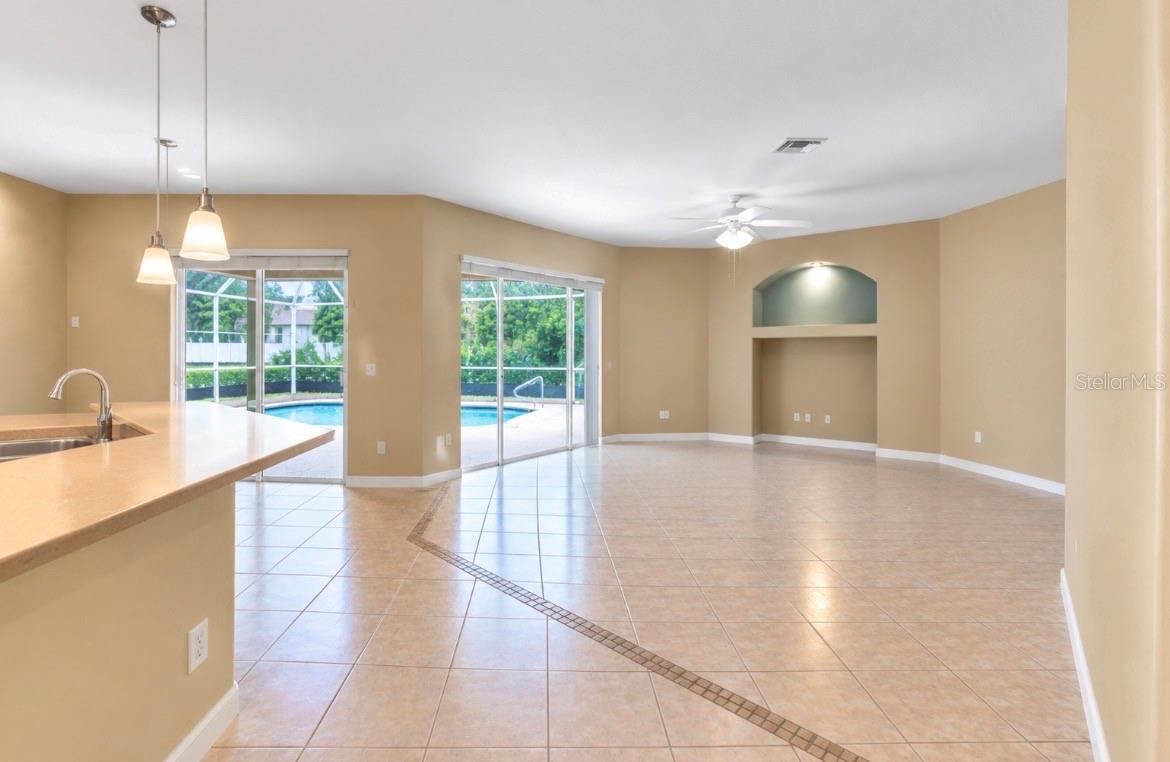 Single Family Residence at 2260 ZUYDER TER, NORTH PORT, photo 17 of 38