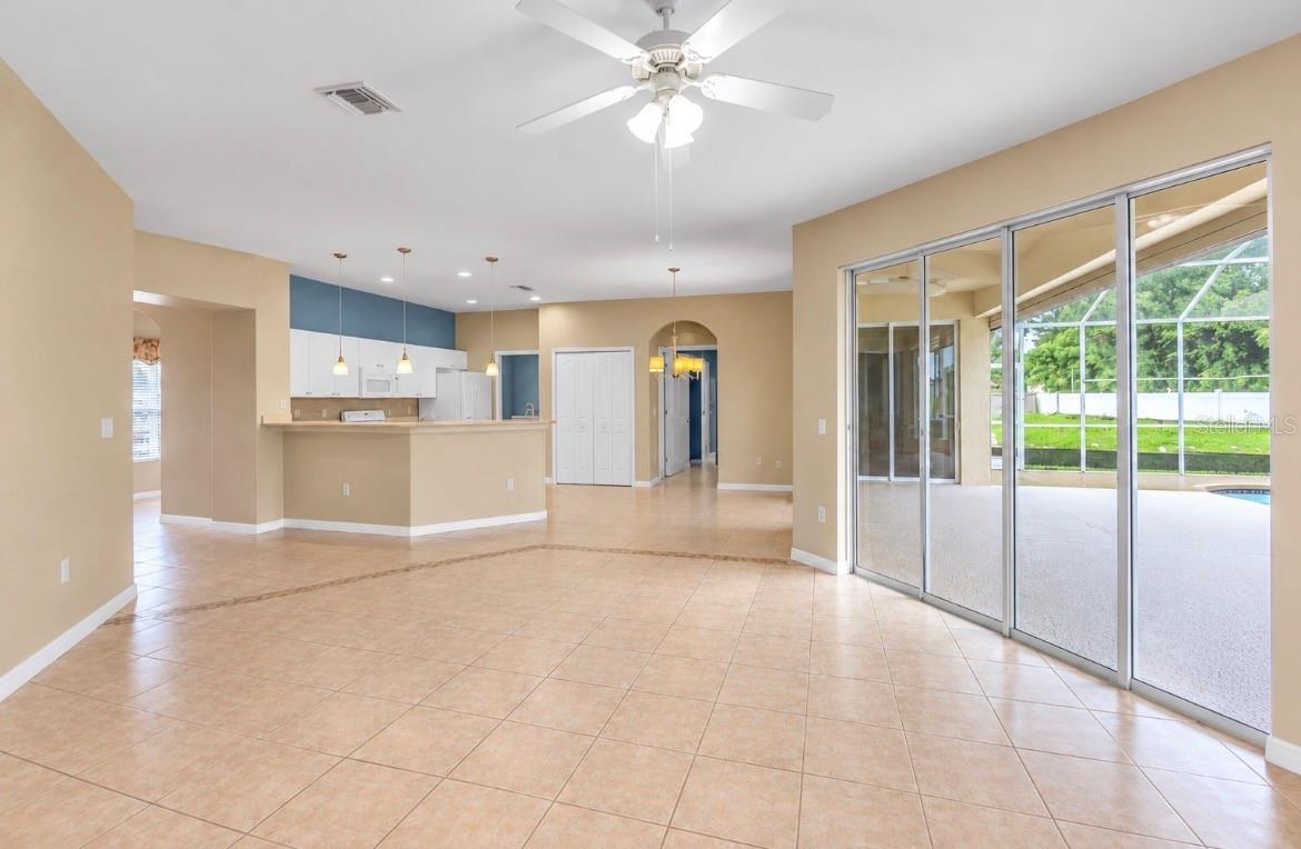 Single Family Residence at 2260 ZUYDER TER, NORTH PORT, photo 18 of 38