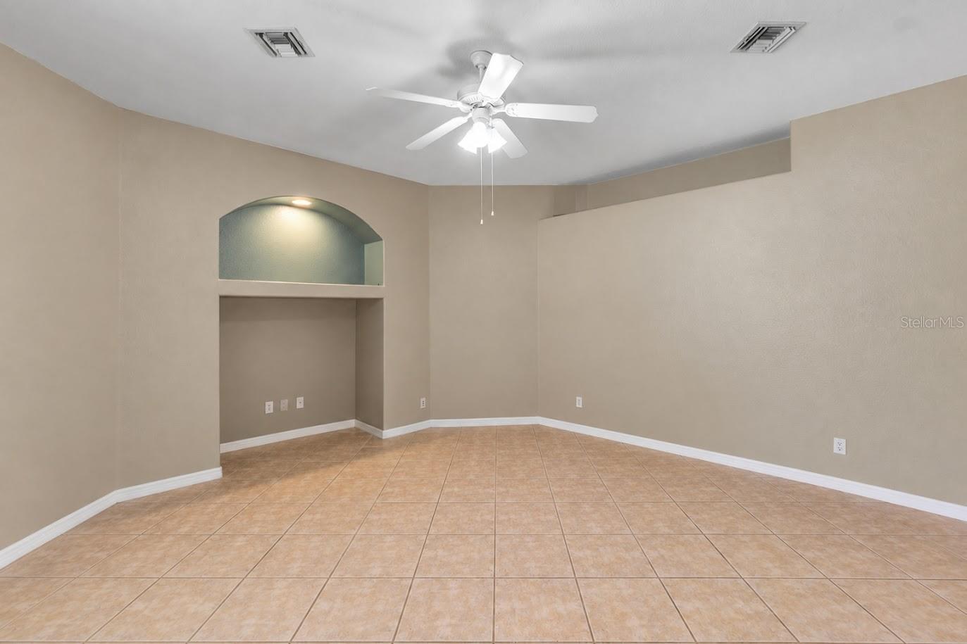 Single Family Residence at 2260 ZUYDER TER, NORTH PORT, photo 20 of 38