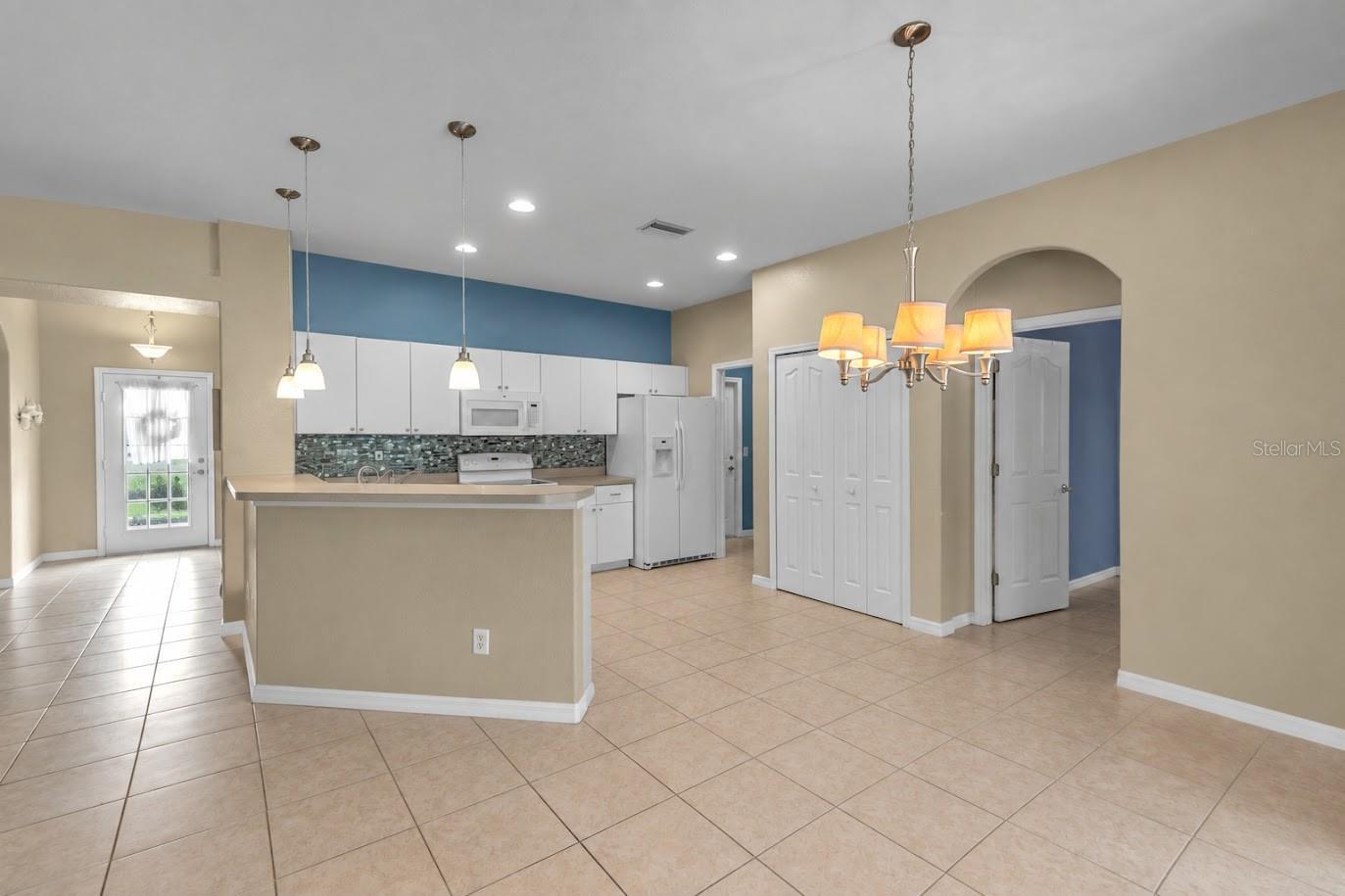 Single Family Residence at 2260 ZUYDER TER, NORTH PORT, photo 25 of 38