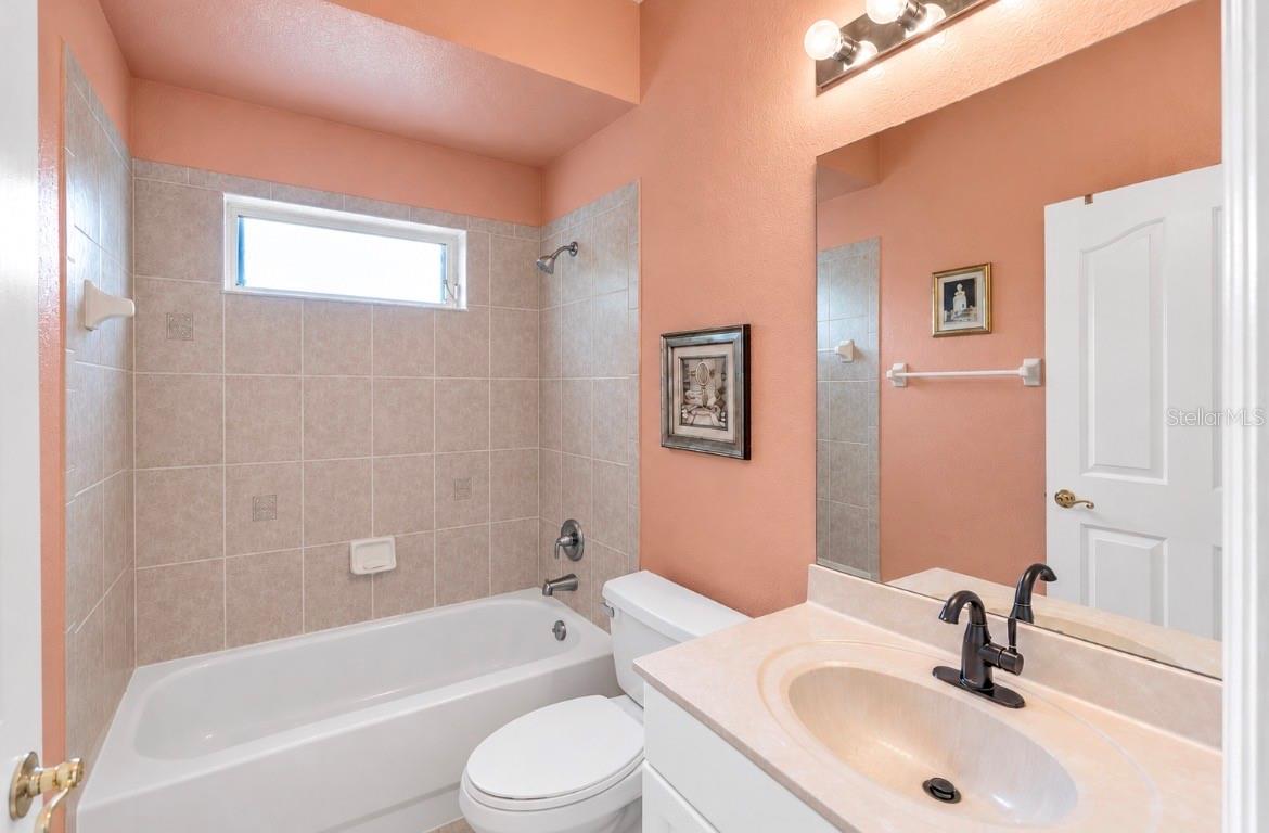 Single Family Residence at 2260 ZUYDER TER, NORTH PORT, photo 26 of 38