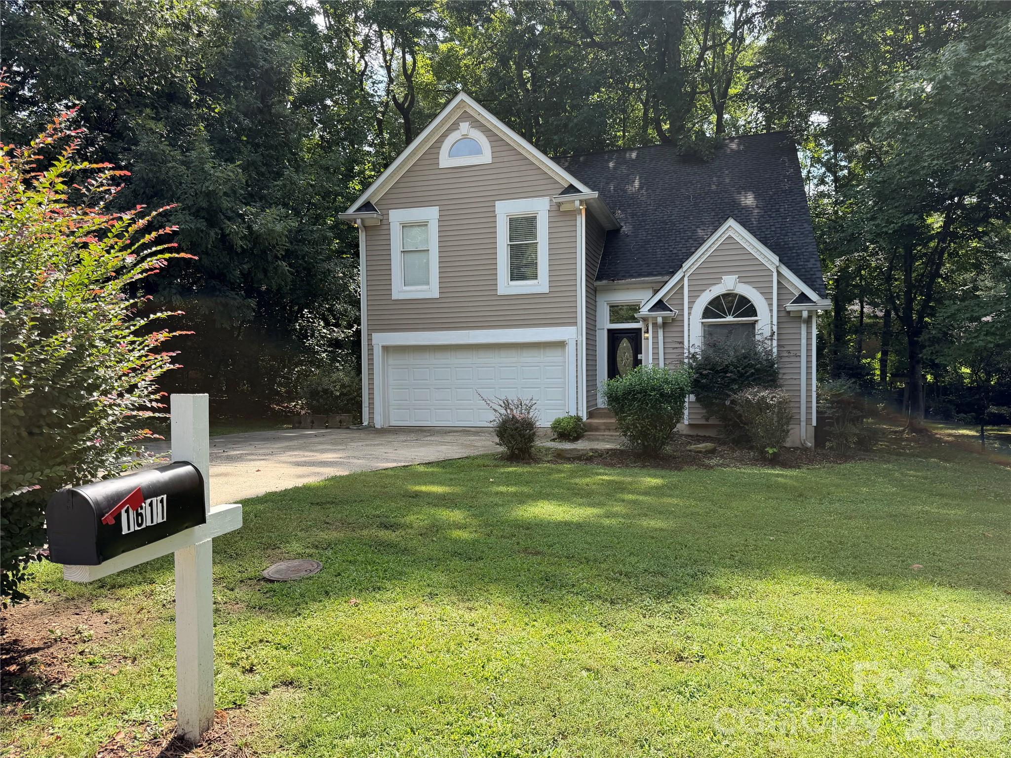 Single Family Residence at 1611 Plantation Trail, Gastonia, photo 32 of 32