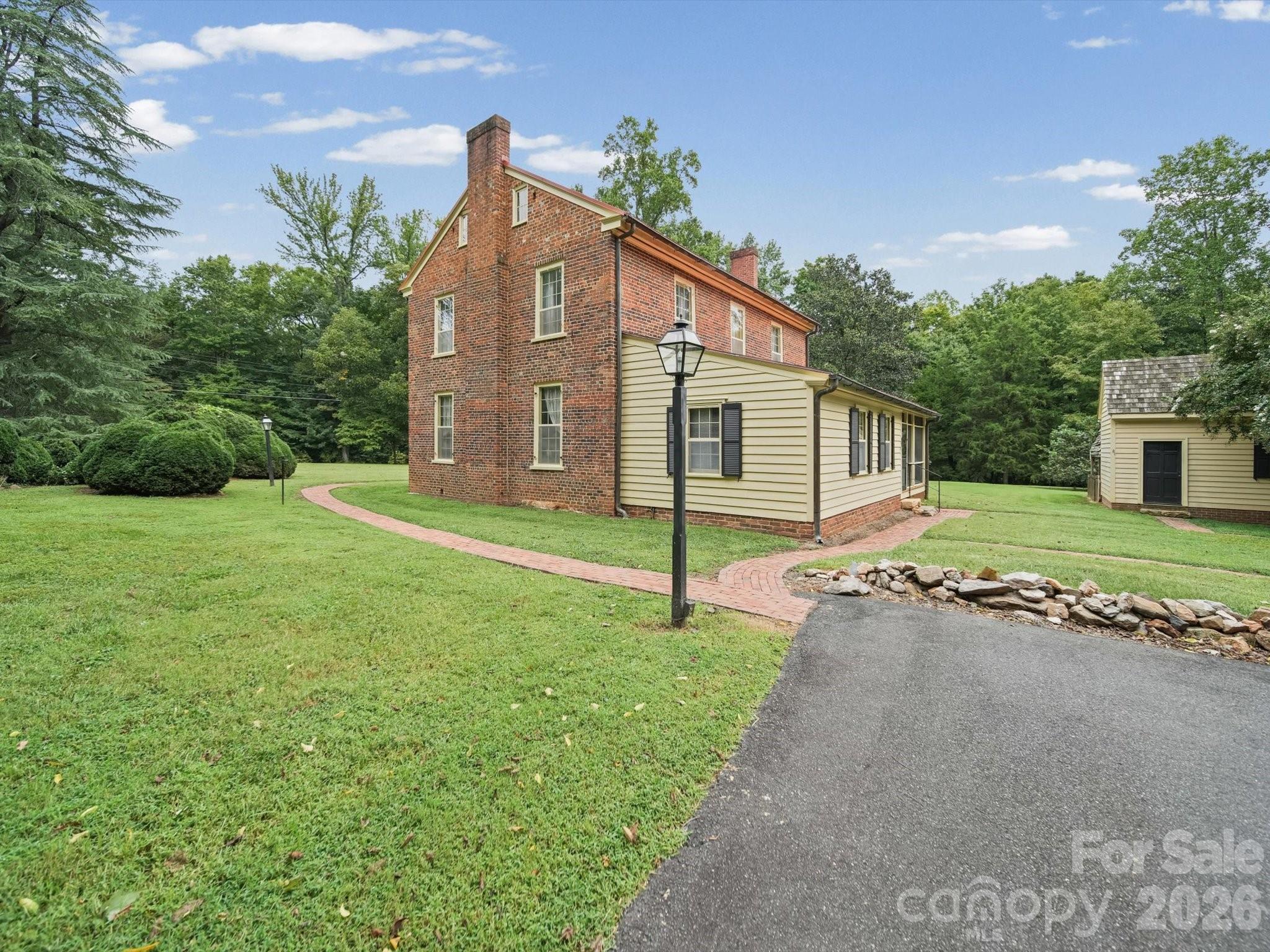 Single Family Residence at 290 E Maple Avenue, Mocksville, photo 4 of 48