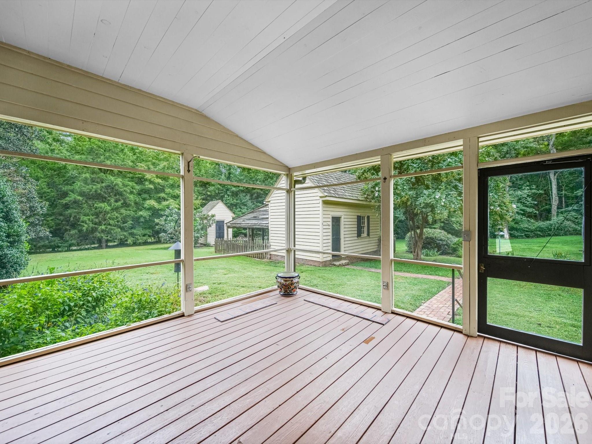 Single Family Residence at 290 E Maple Avenue, Mocksville, photo 20 of 48