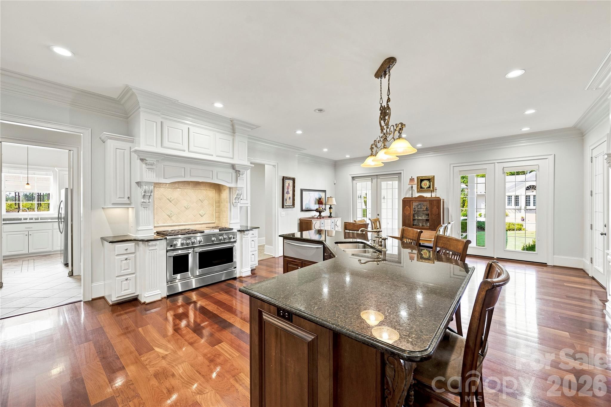 Estate Kitchen - 393 Youngs Bend Road, Kershaw