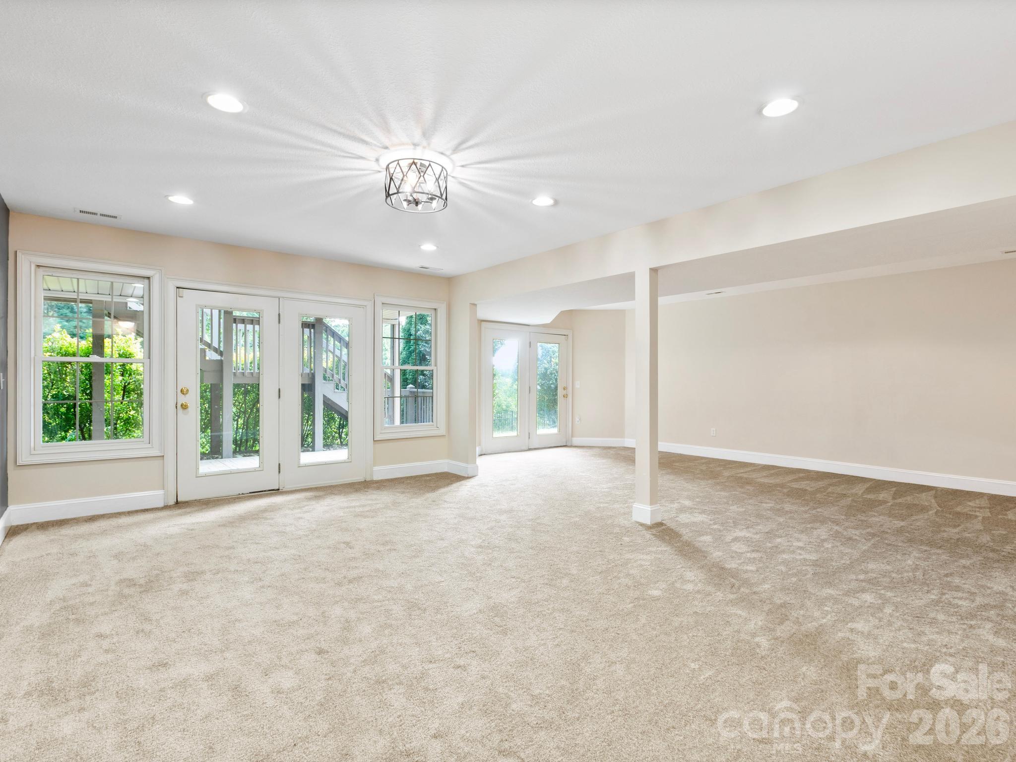Single Family Residence at 7 Round Robin Lane, Mills River, photo 20 of 33