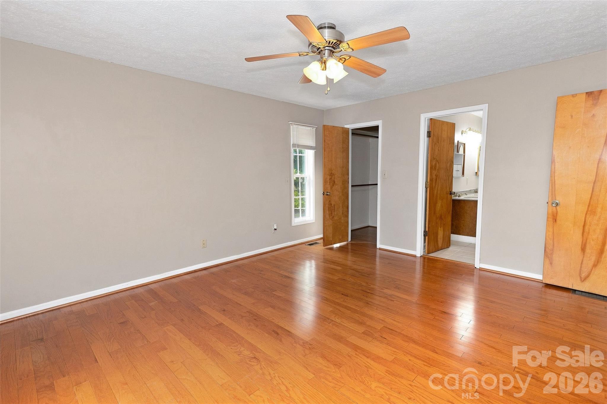 Single Family Residence at 30 Morning Glory Lane, Weaverville, photo 23 of 48