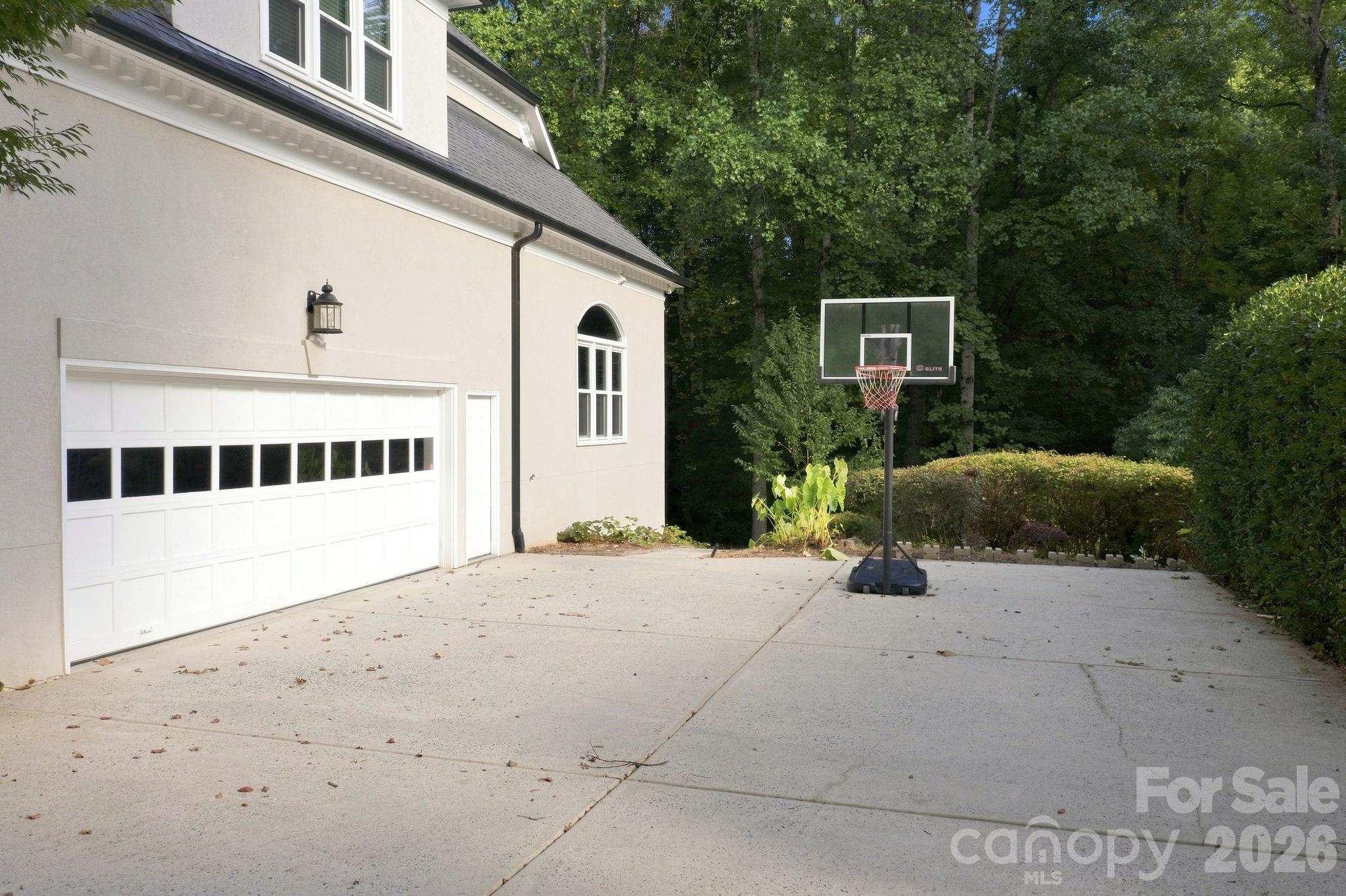 Single Family Residence at 3726 Ashford Leigh Court, Charlotte, photo 37 of 48