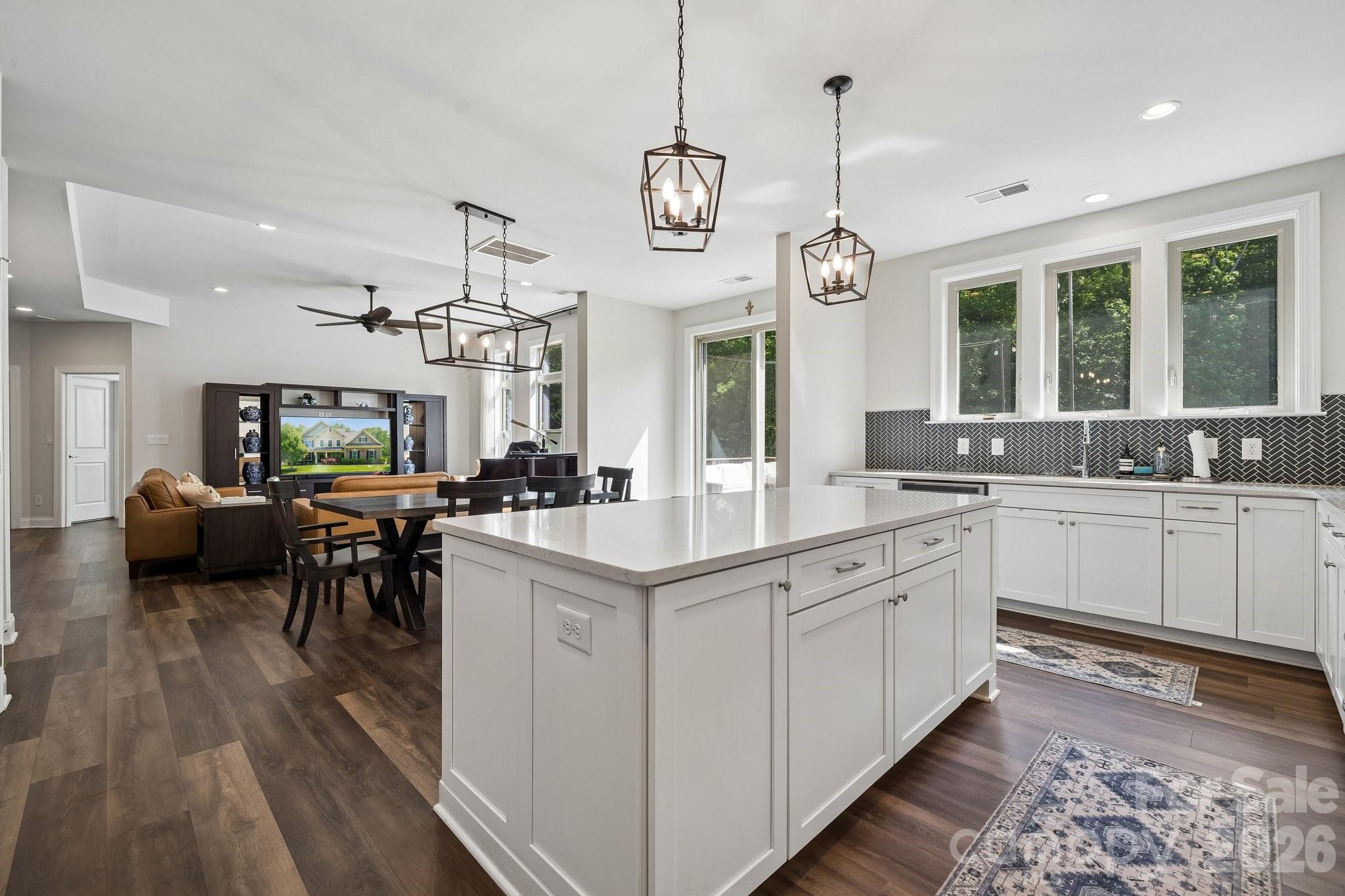 Single Family Residence at 263 Forsythia Lane, Tega Cay, photo 17 of 37