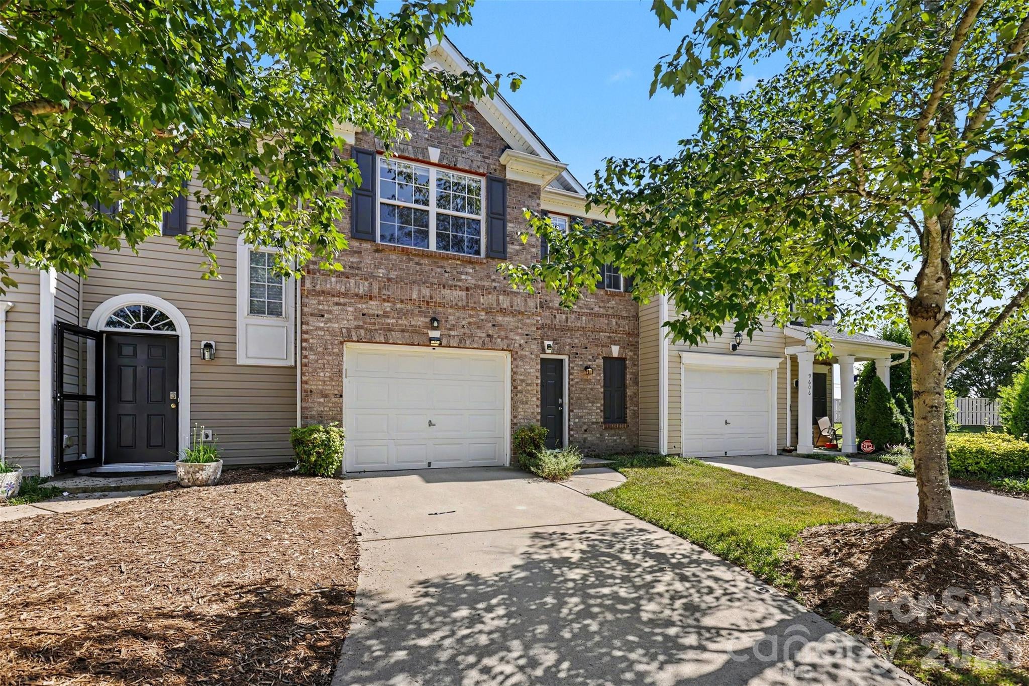 9610 Walkers Glen Drive NW