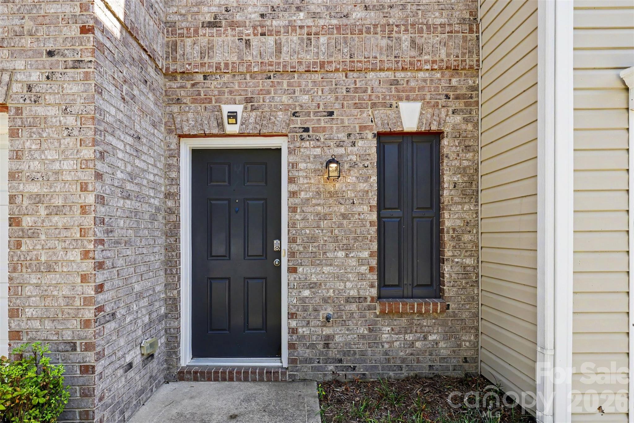 Townhouse at 9610 Walkers Glen Drive NW, Concord, photo 3 of 40