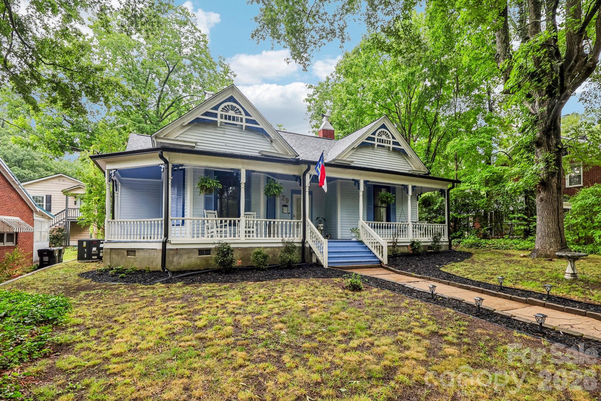 Single Family Residence at 29 Tribune Avenue SW, Concord, photo 2 of 28
