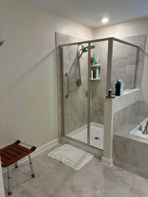 master bathroom - 2572 CAMDEN PARK CIR, DAVENPORT