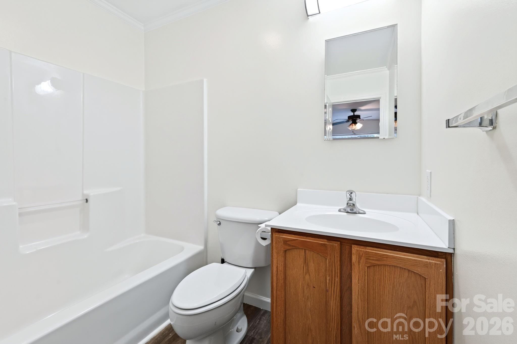 Primary ensuite - 47 Wilmington Street, Asheville