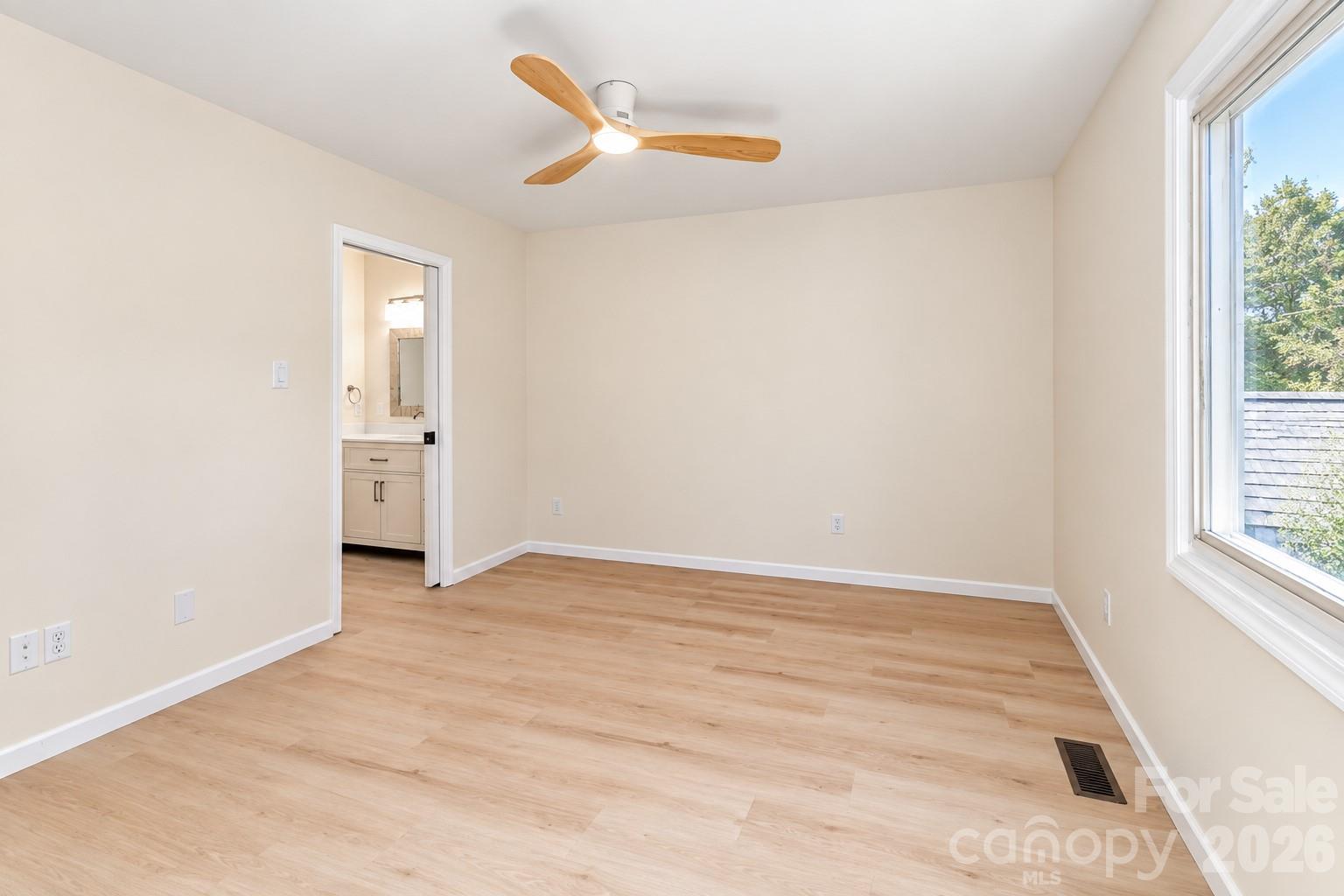 Condominium at 205 S Academy Street, Mooresville, photo 19 of 27