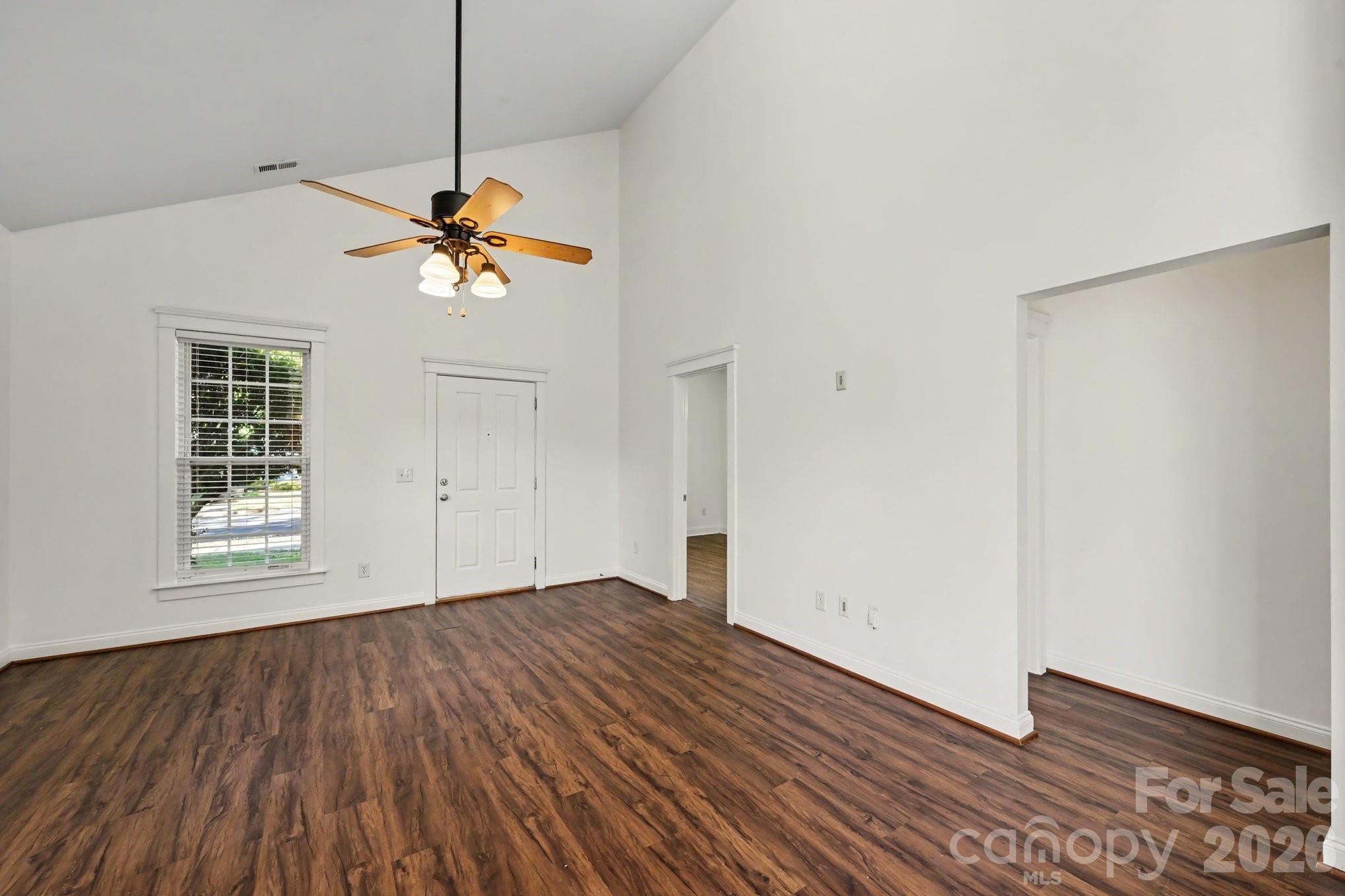 Single Family Residence at 13640 Swinton Road, Huntersville, photo 5 of 19