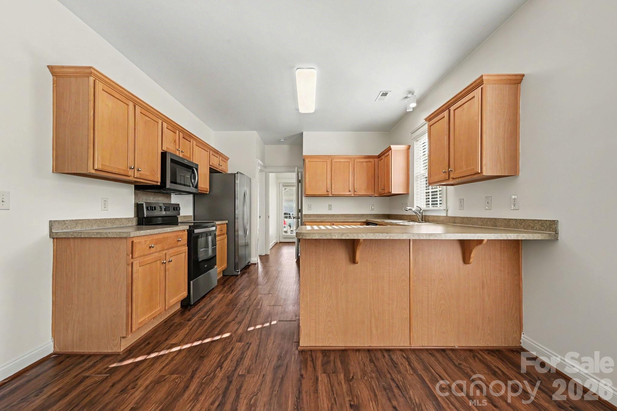 Single Family Residence at 13640 Swinton Road, Huntersville, photo 10 of 19