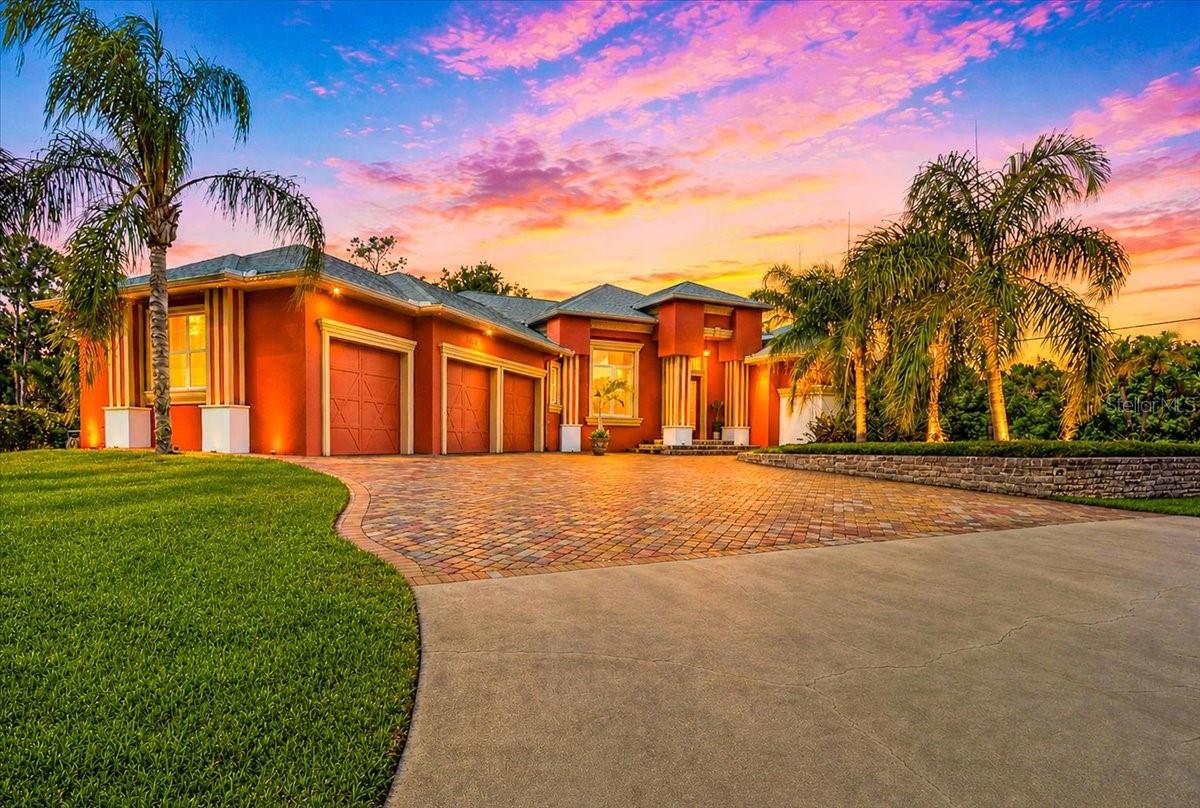 3257 WENONA DR