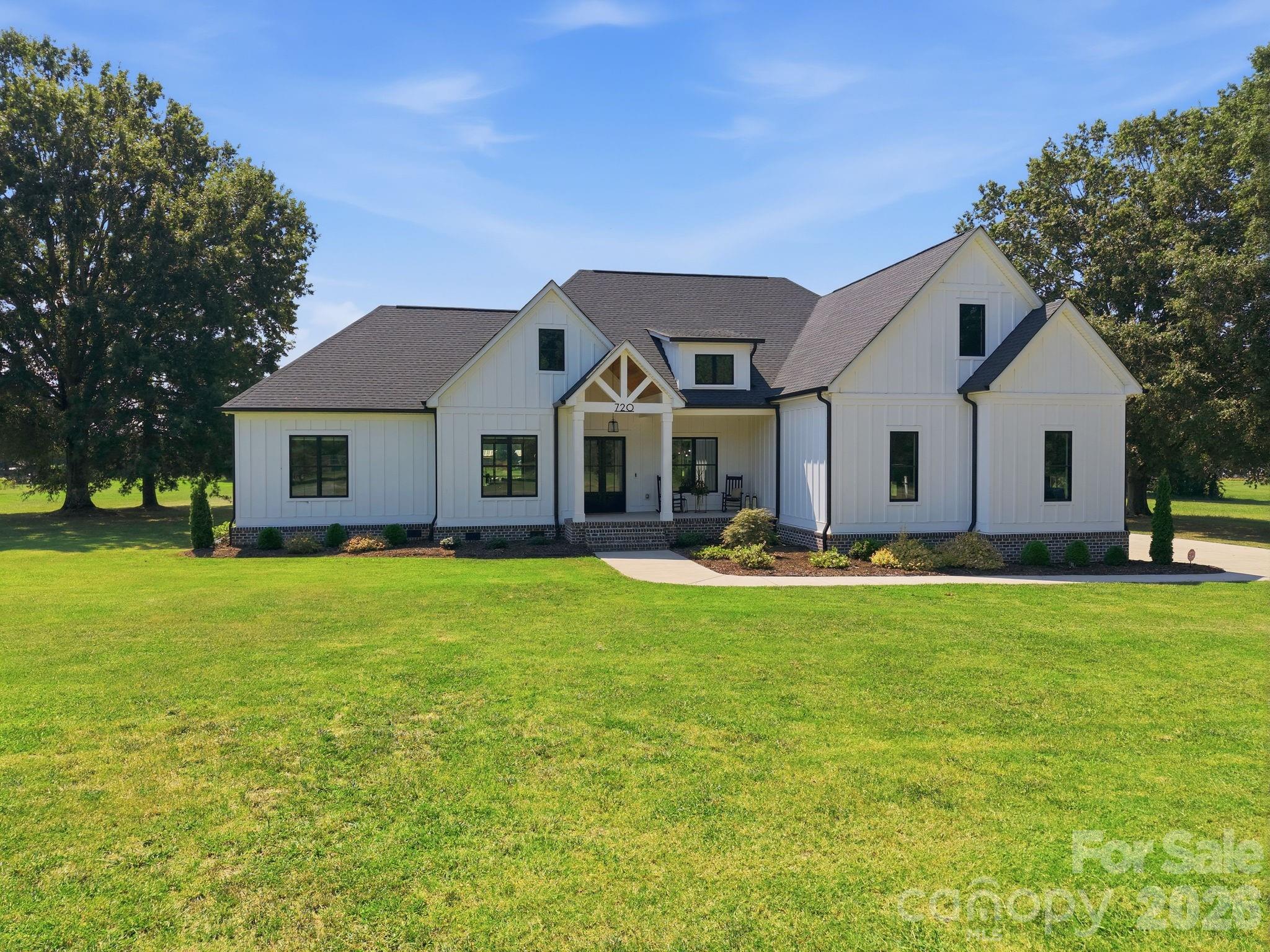 720 Trexler Loop