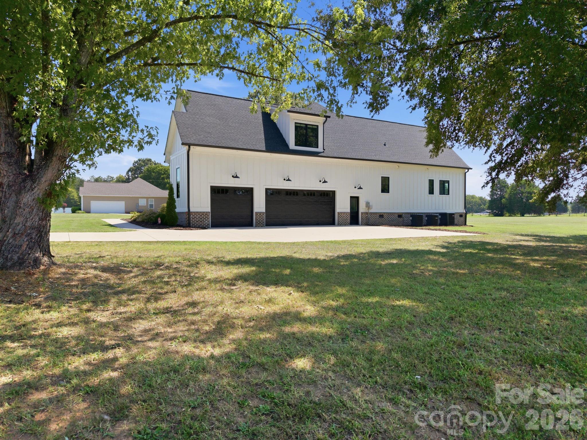 Single Family Residence at 720 Trexler Loop, Salisbury, photo 39 of 48